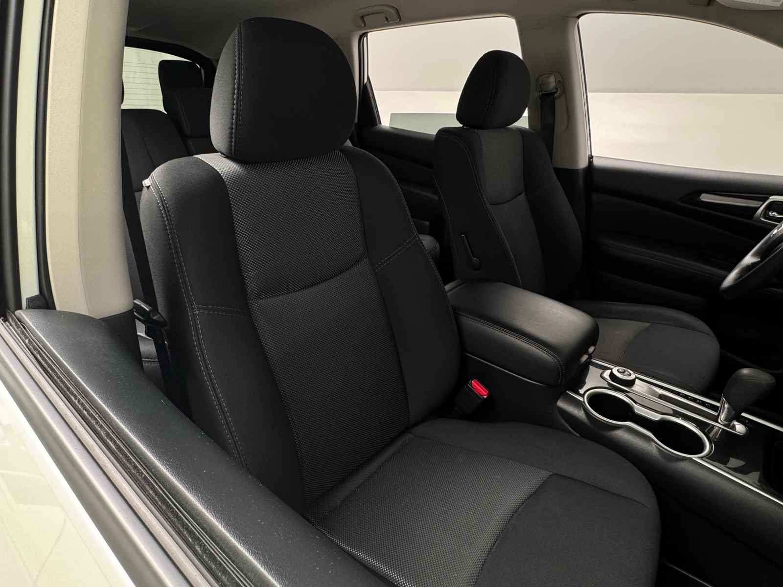 Thumbnail: 2020 Nissan Pathfinder - 2