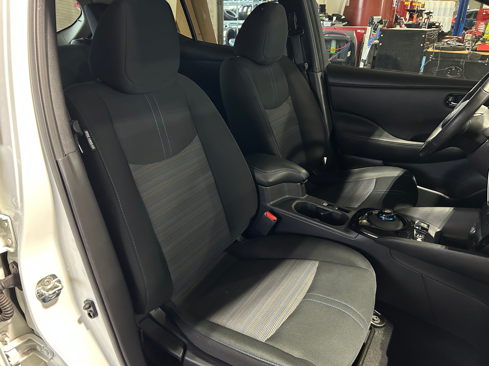 Thumbnail: 2019 Nissan Leaf - 2