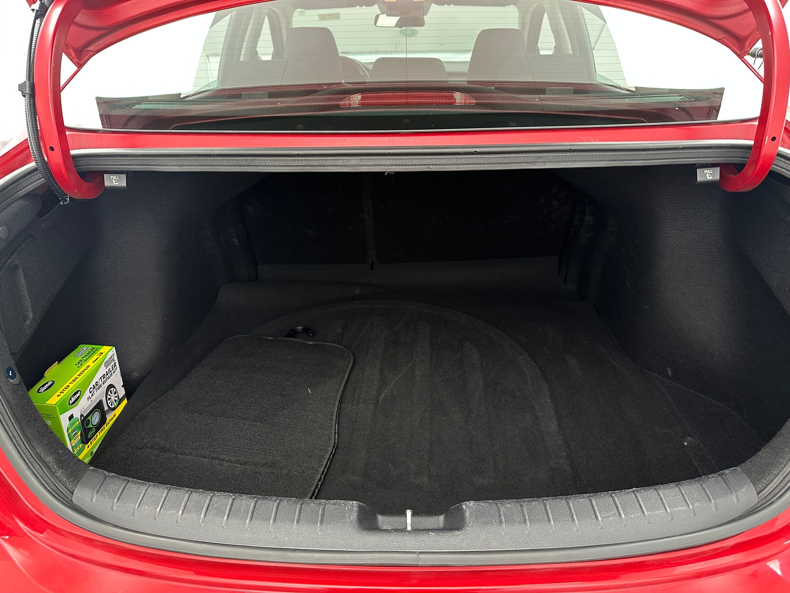 Thumbnail: 2024 Kia Forte - 7