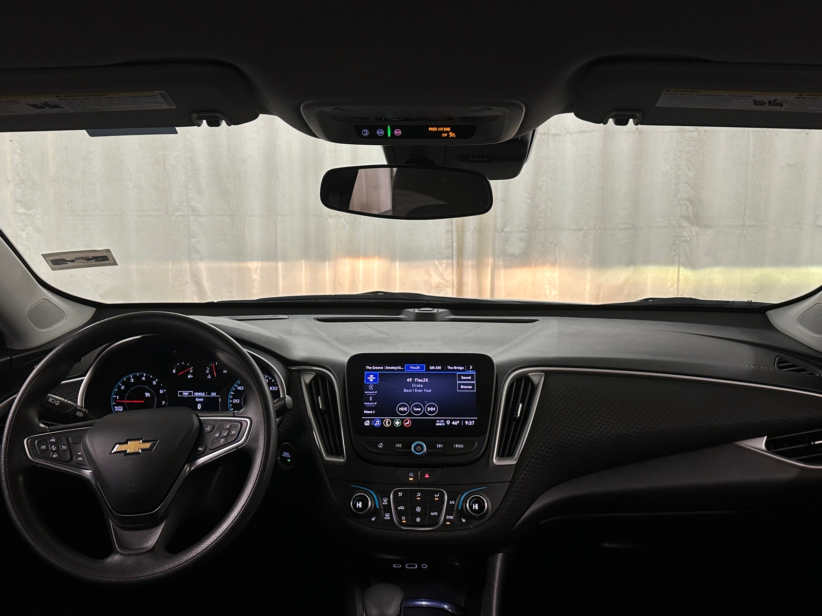 Thumbnail: 2024 Chevrolet Malibu - 3