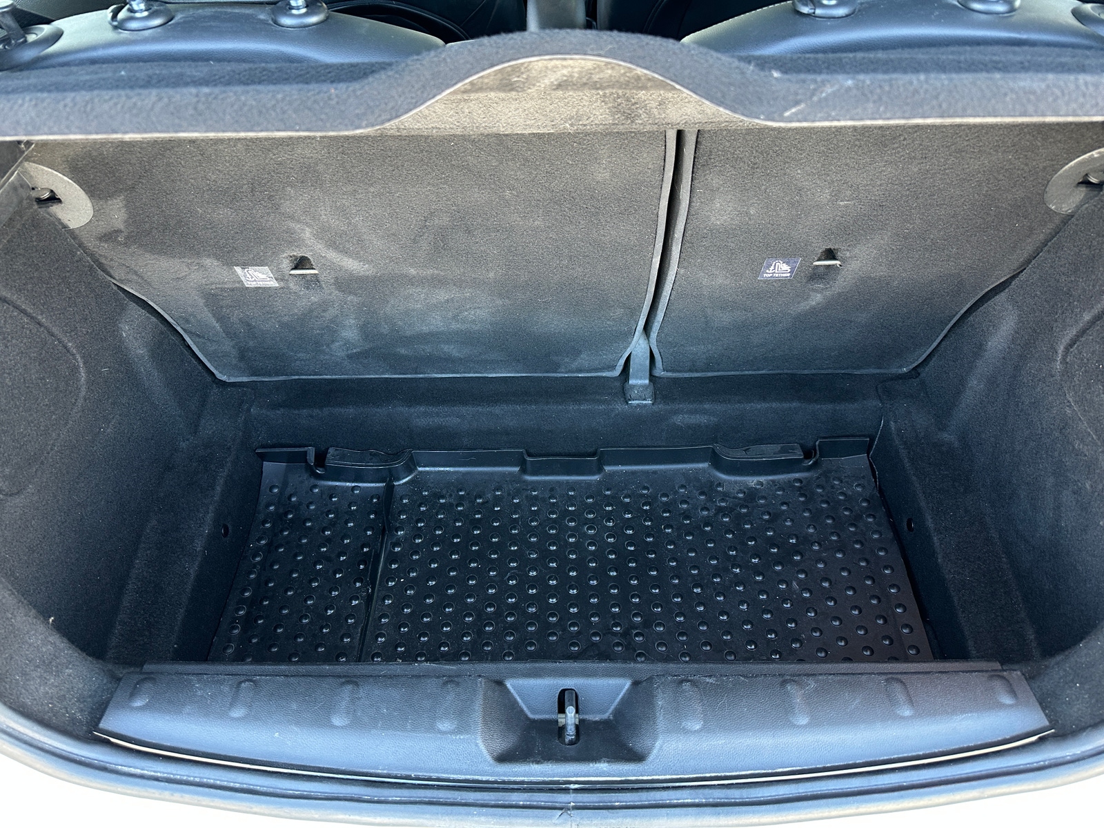 Thumbnail: 2019 MINI Cooper Hardtop - 7