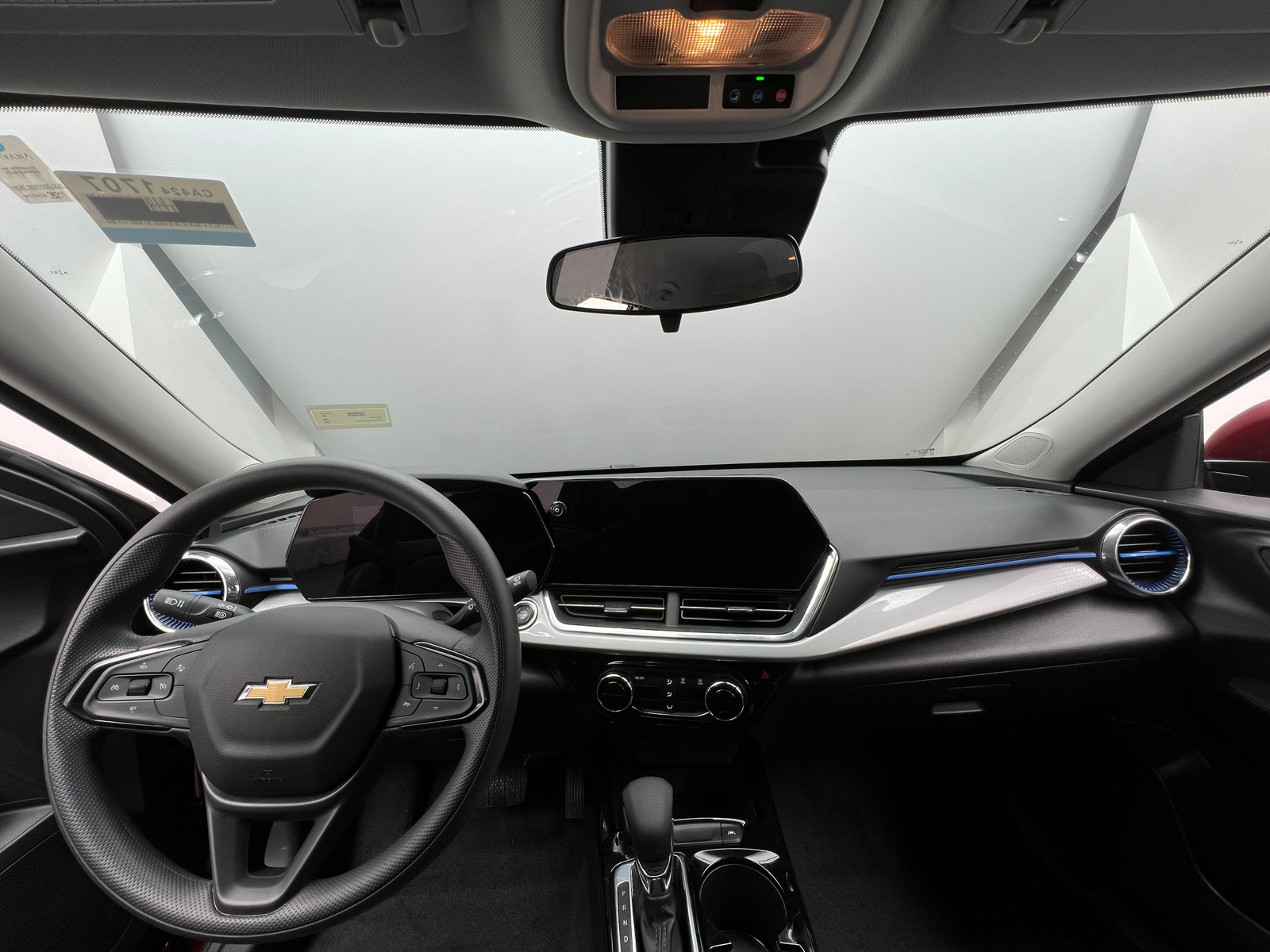 Thumbnail: 2025 Chevrolet Trax - 3
