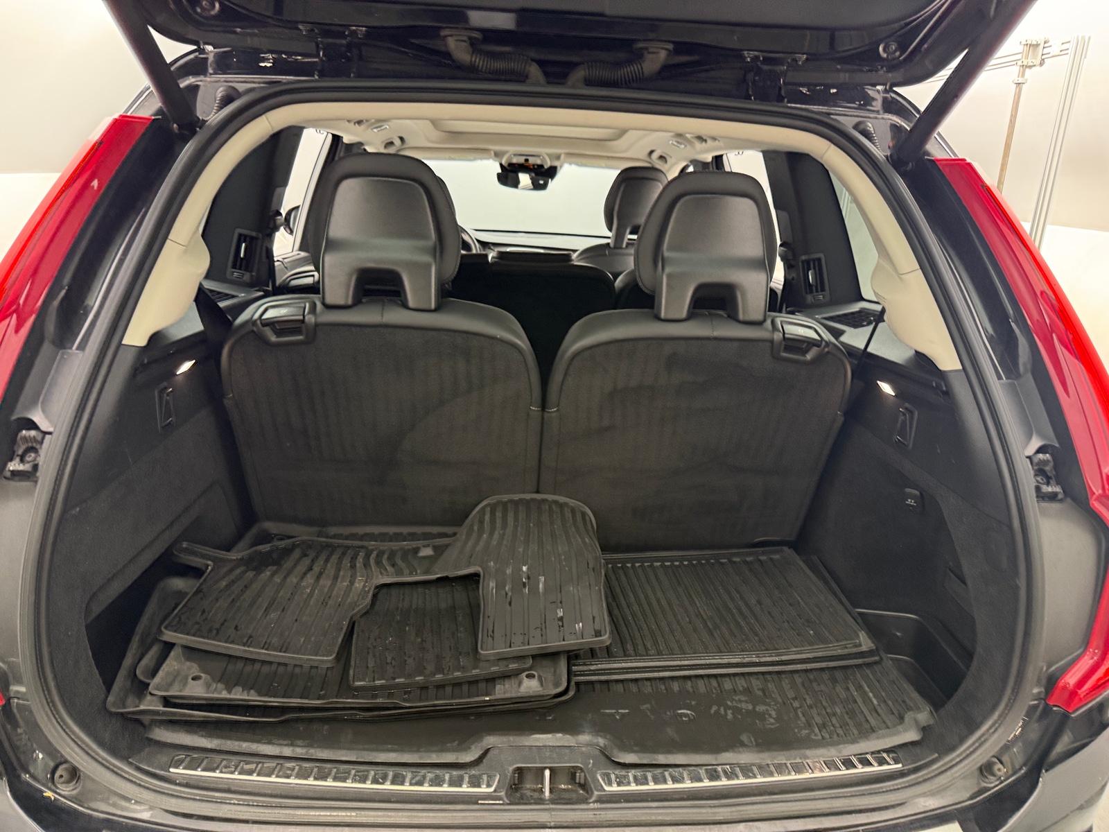 Thumbnail: 2021 Volvo XC90 - 7