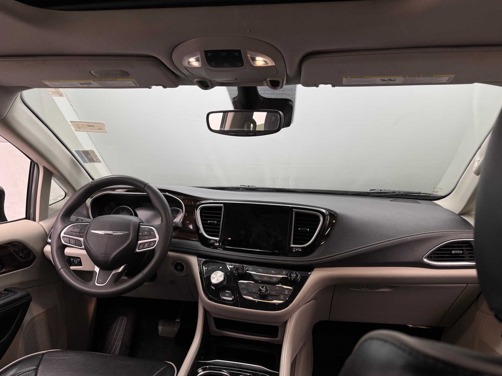 Thumbnail: 2023 Chrysler Pacifica - 2