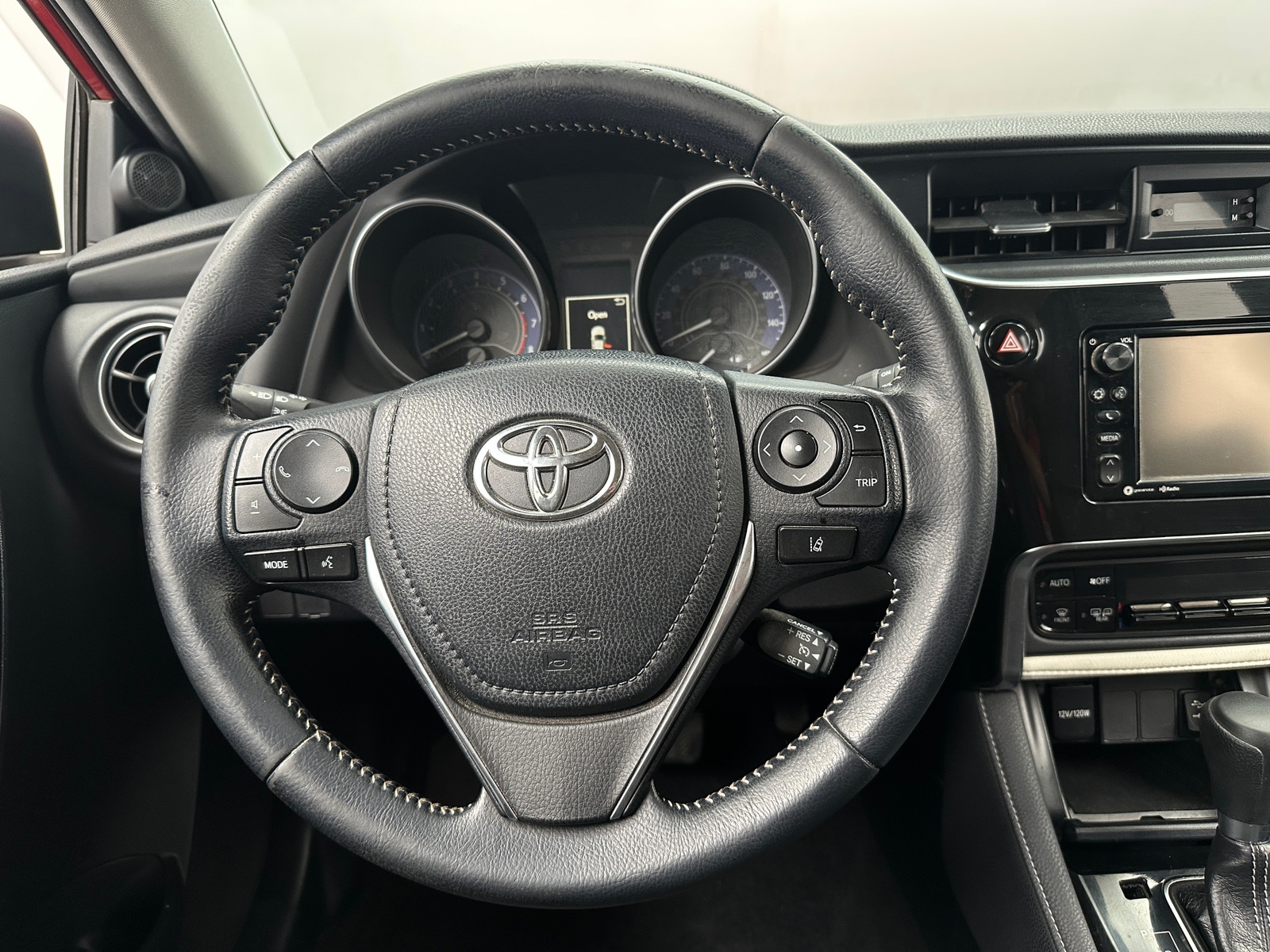 Thumbnail: 2018 Toyota Corolla iM - 5