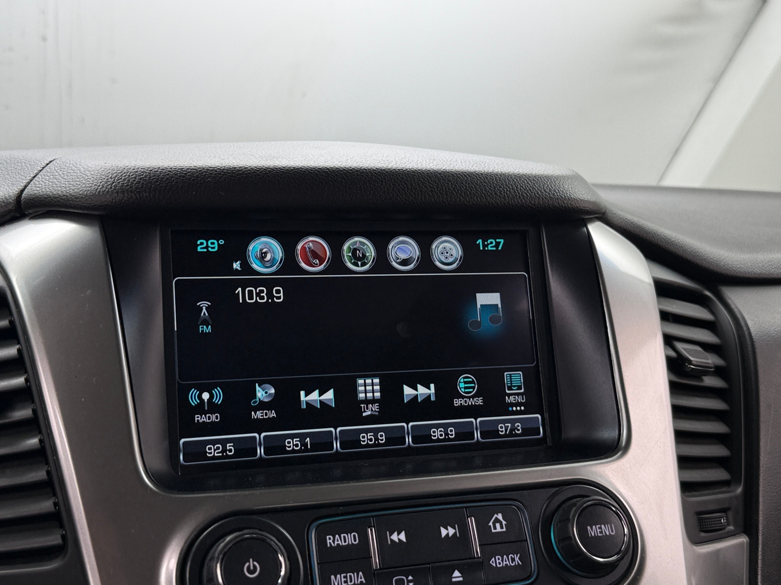 Thumbnail: 2017 Chevrolet Suburban - 3