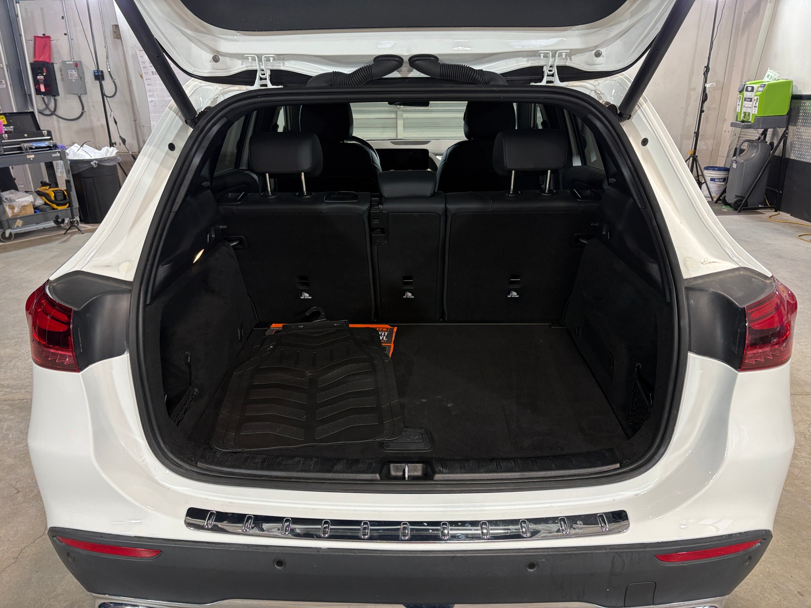 Thumbnail: 2025 Mercedes-Benz GLA - 6