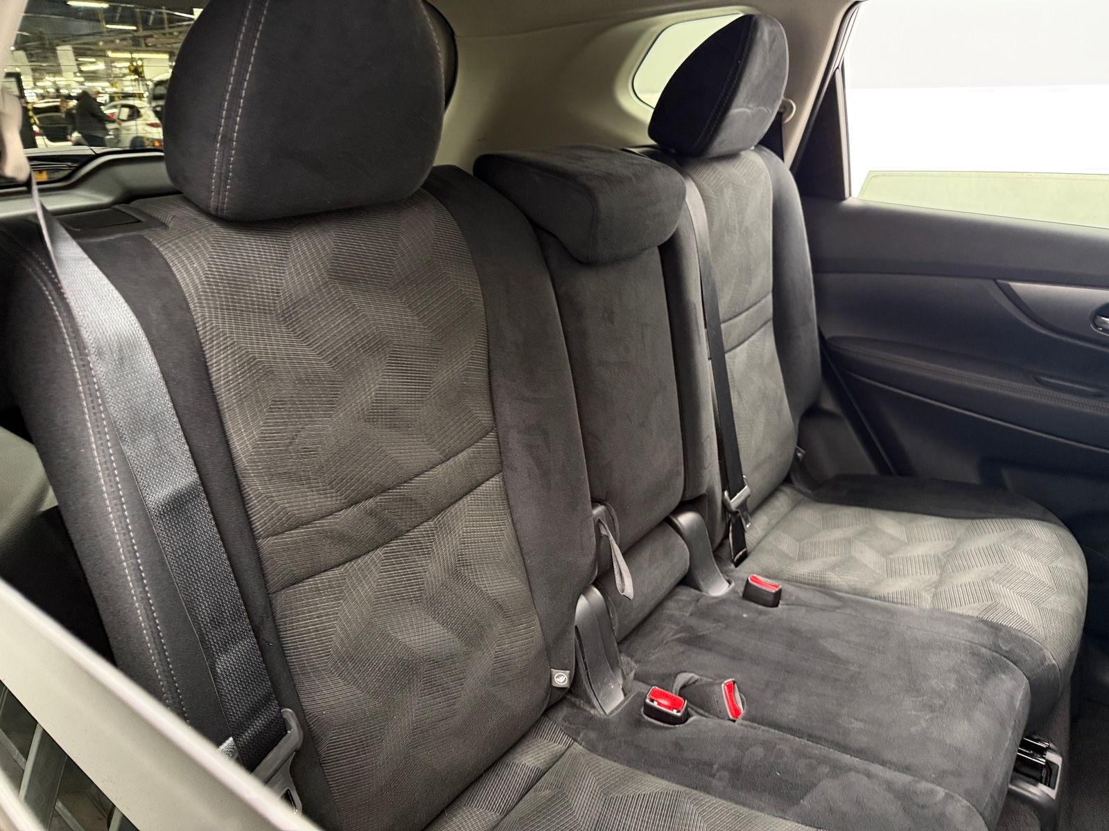 Thumbnail: 2015 Nissan Rogue - 6