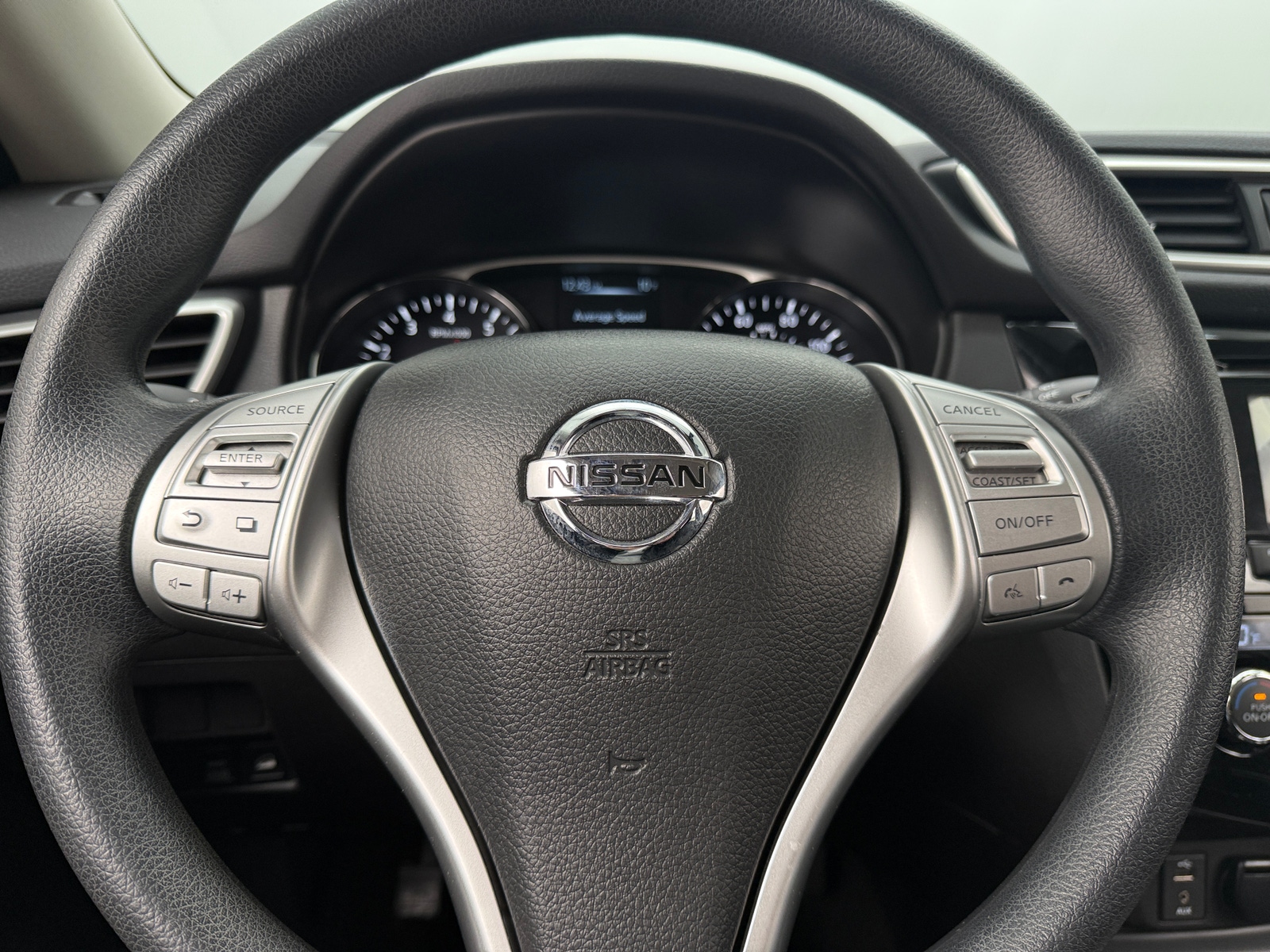 Thumbnail: 2015 Nissan Rogue - 5