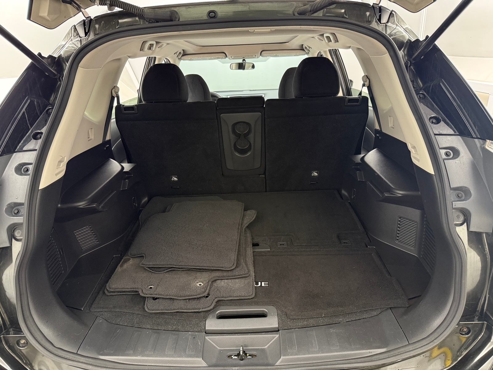 Thumbnail: 2015 Nissan Rogue - 7