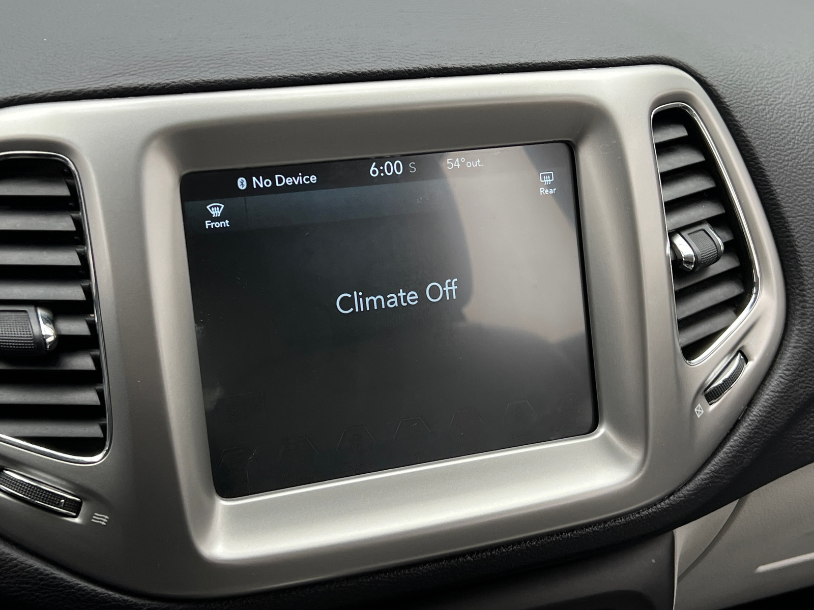 Thumbnail: 2018 Jeep Compass - 4