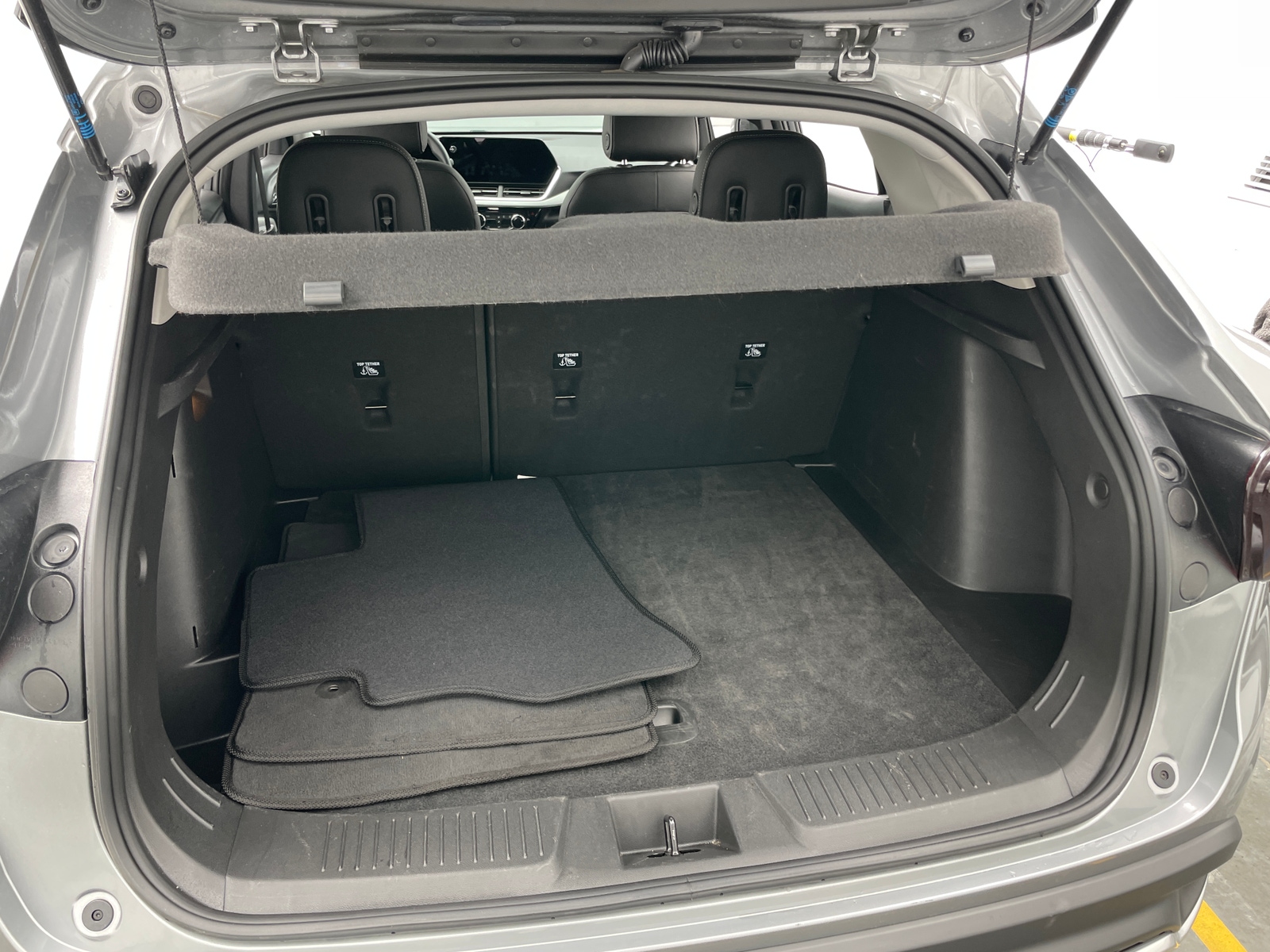 Thumbnail: 2025 Chevrolet Trax - 7