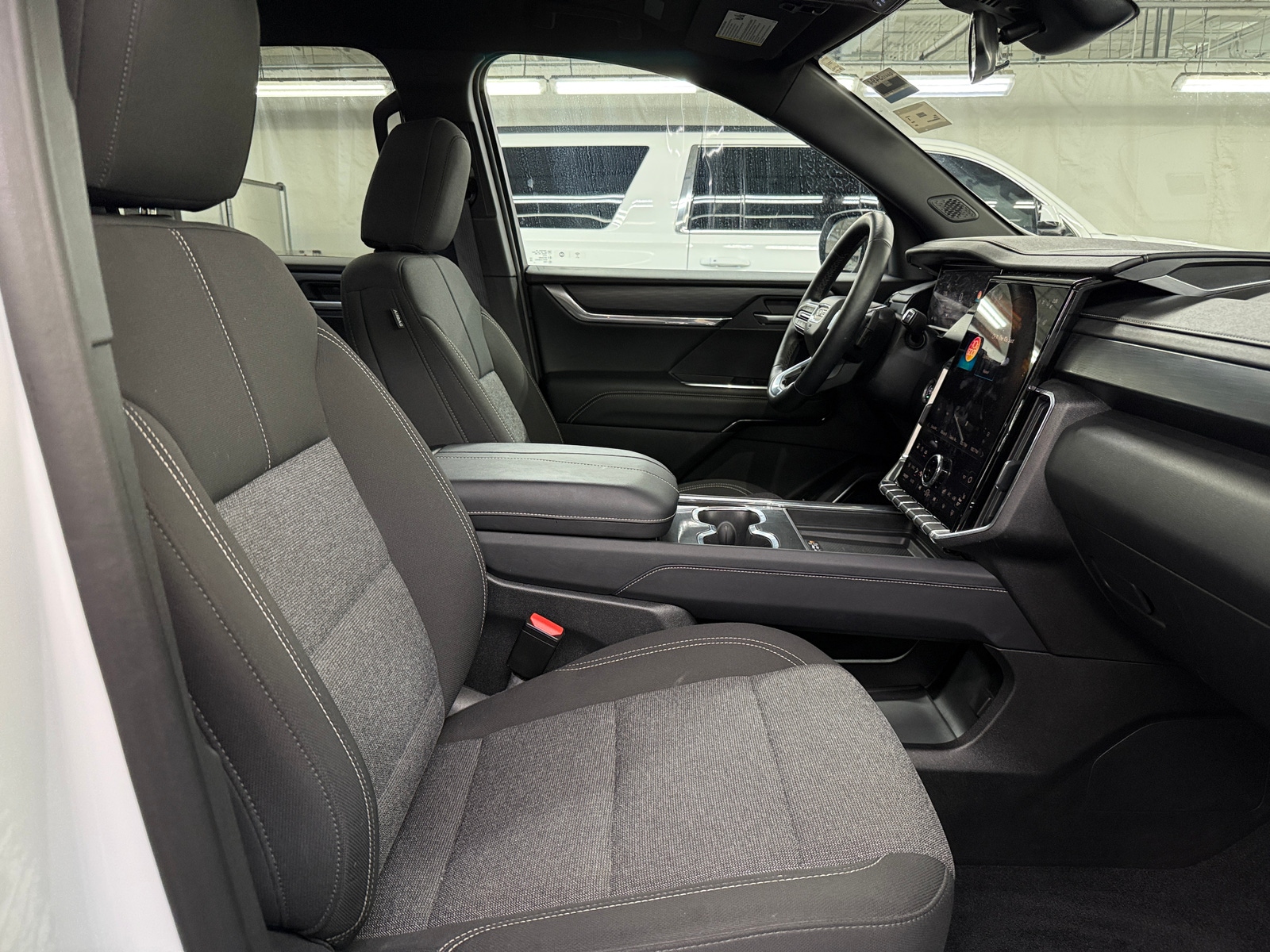 Thumbnail: 2025 GMC Acadia - 2