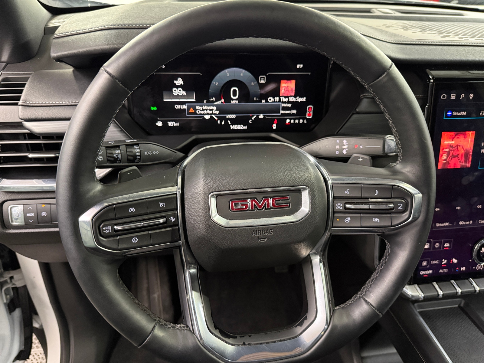 Thumbnail: 2025 GMC Acadia - 5