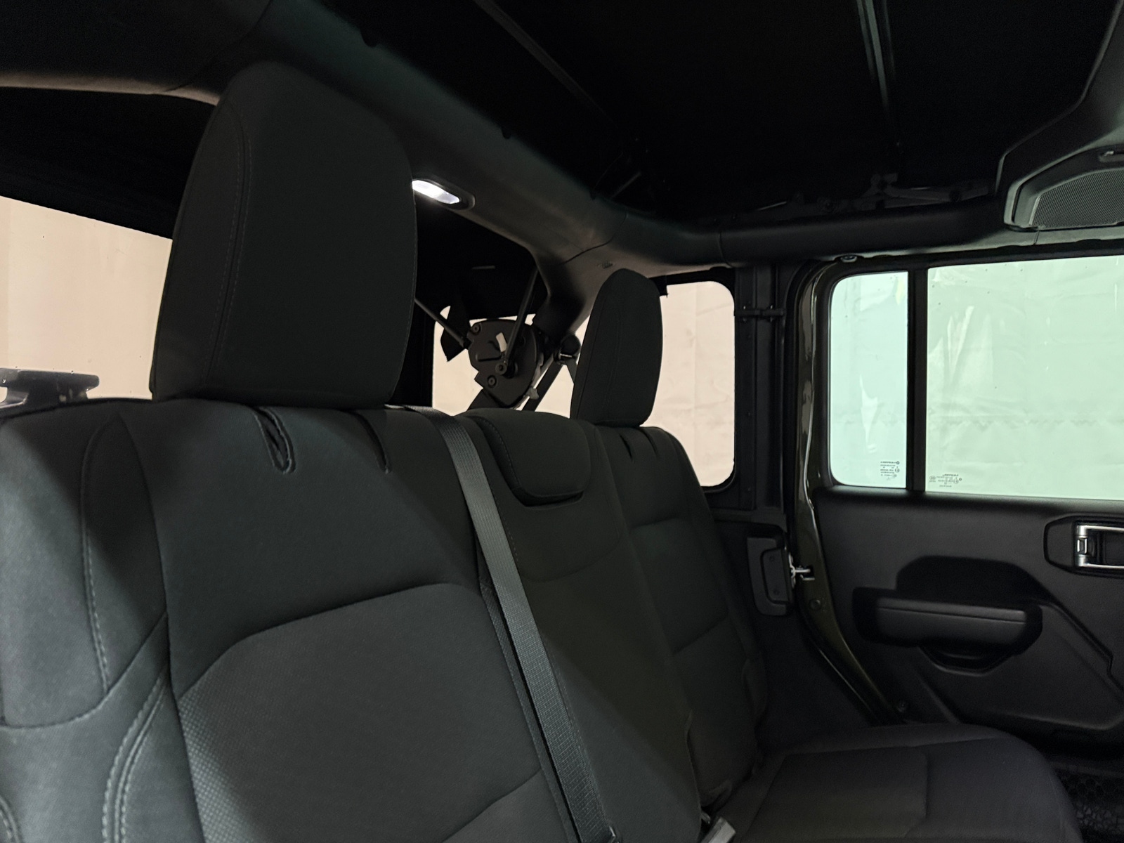 Thumbnail: 2022 Jeep Wrangler - 6