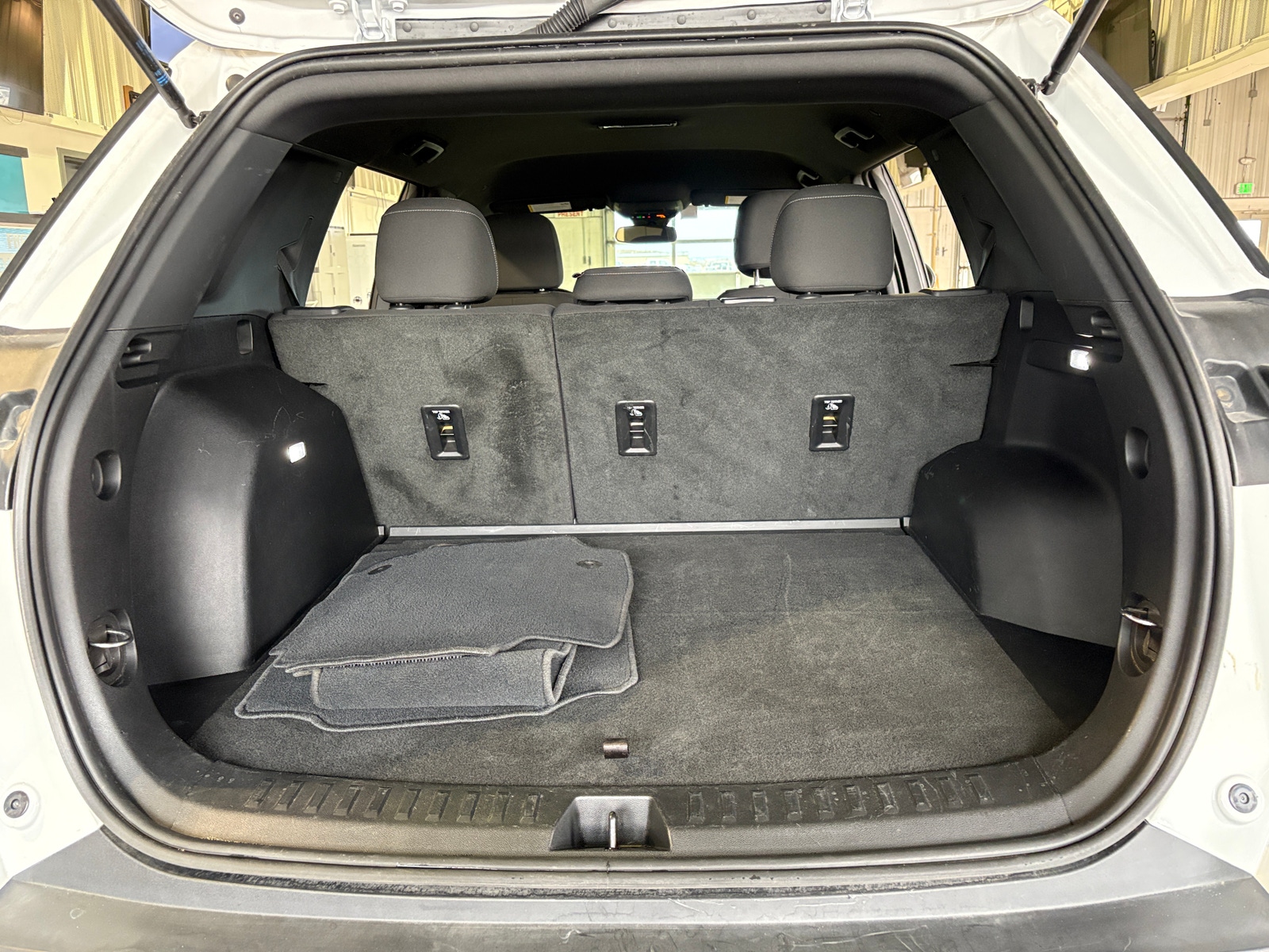 Thumbnail: 2025 Chevrolet Equinox - 7