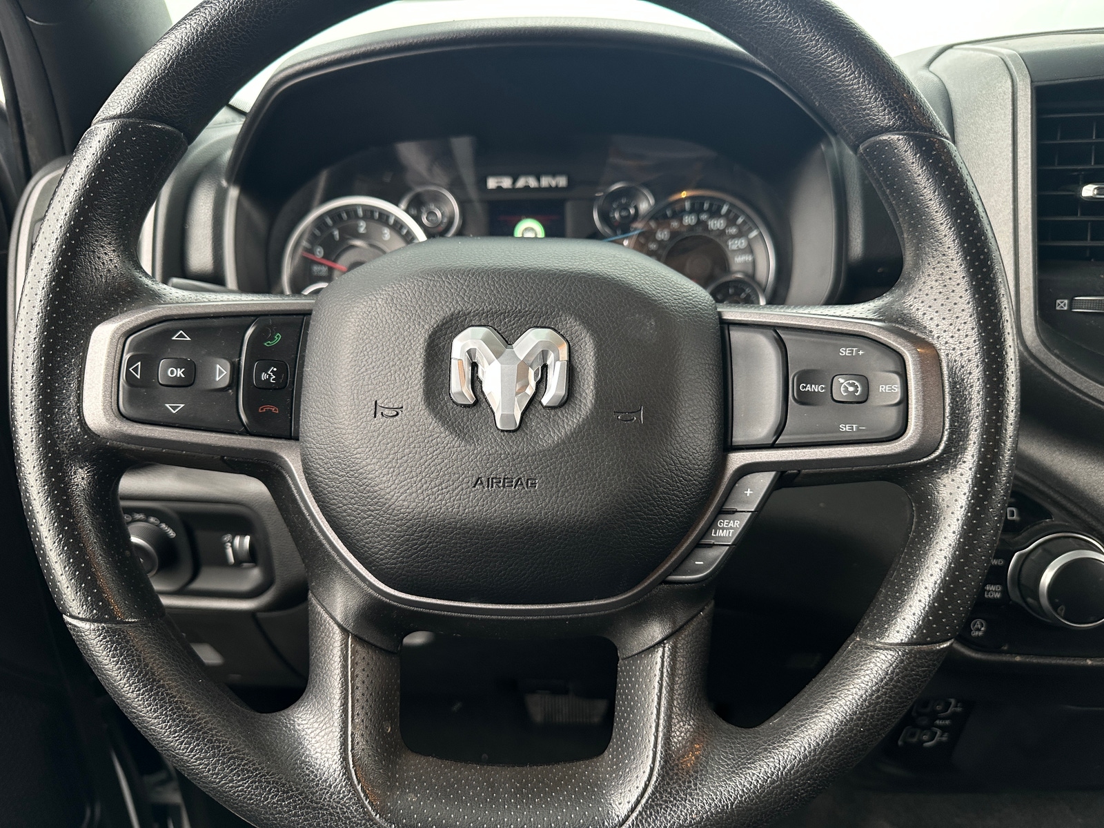 Thumbnail: 2024 RAM 1500 - 5