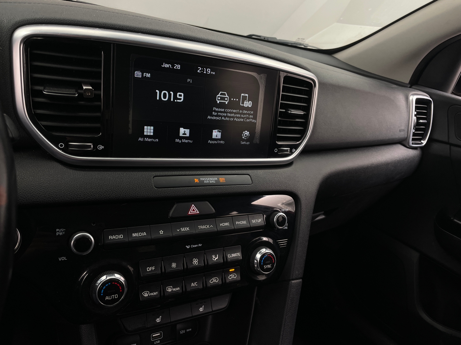 Thumbnail: 2020 Kia Sportage - 3