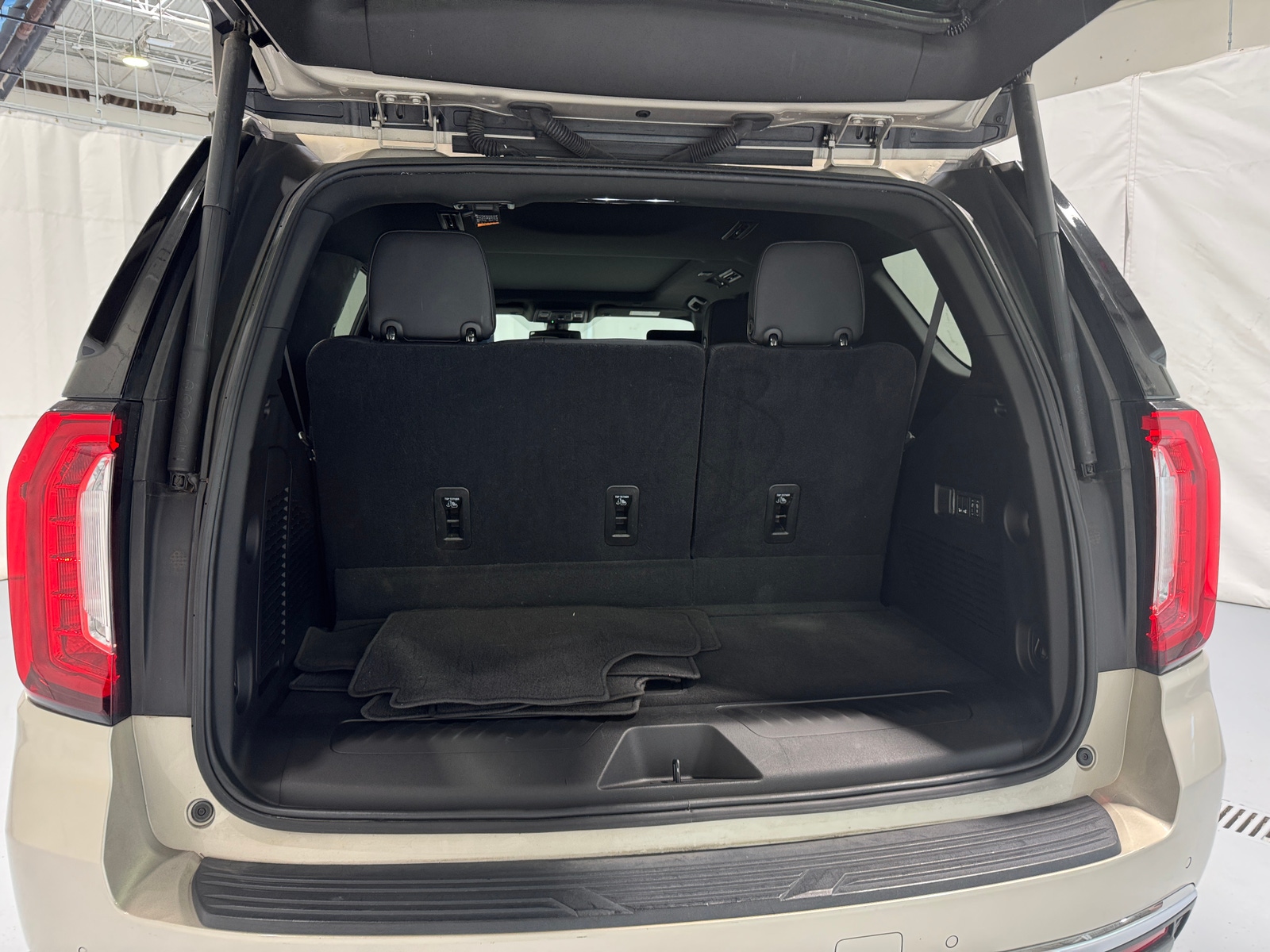 Thumbnail: 2021 GMC Yukon - 6