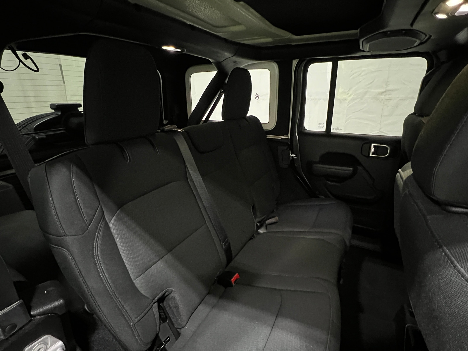 Thumbnail: 2021 Jeep Wrangler - 6