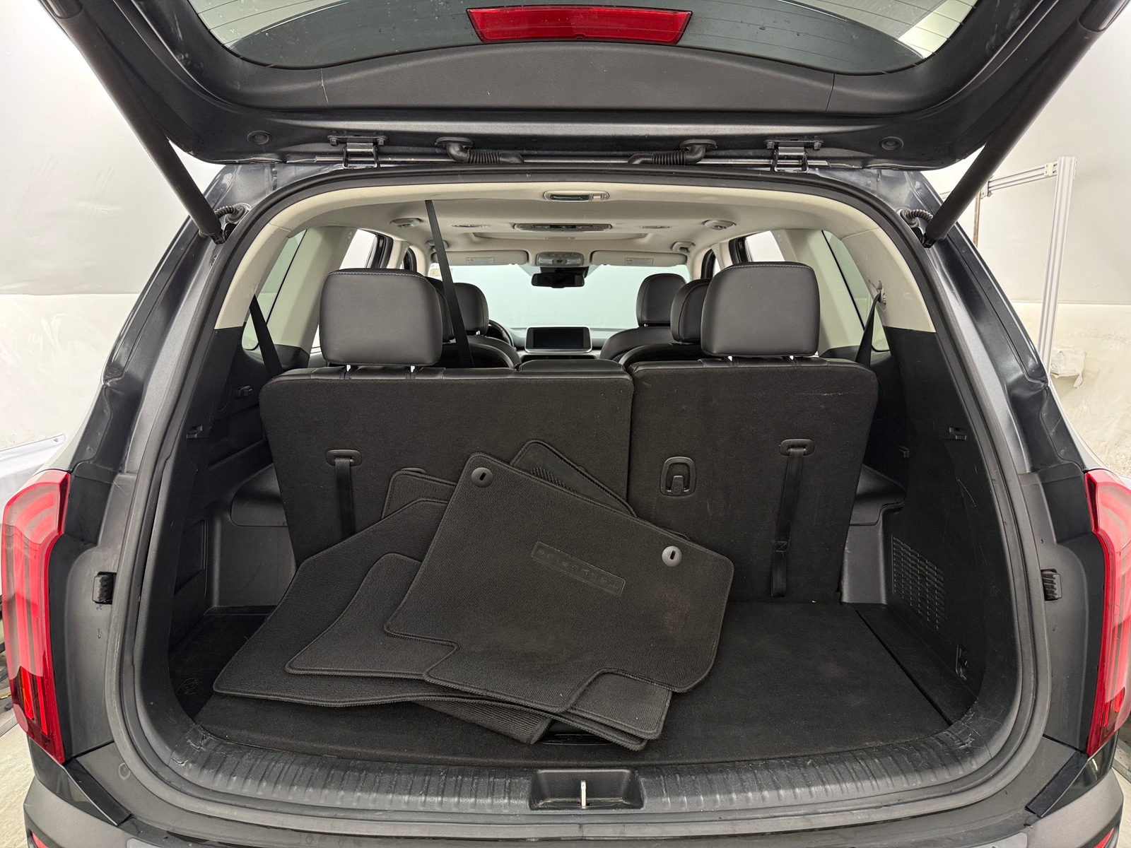 Thumbnail: 2020 Kia Telluride - 6