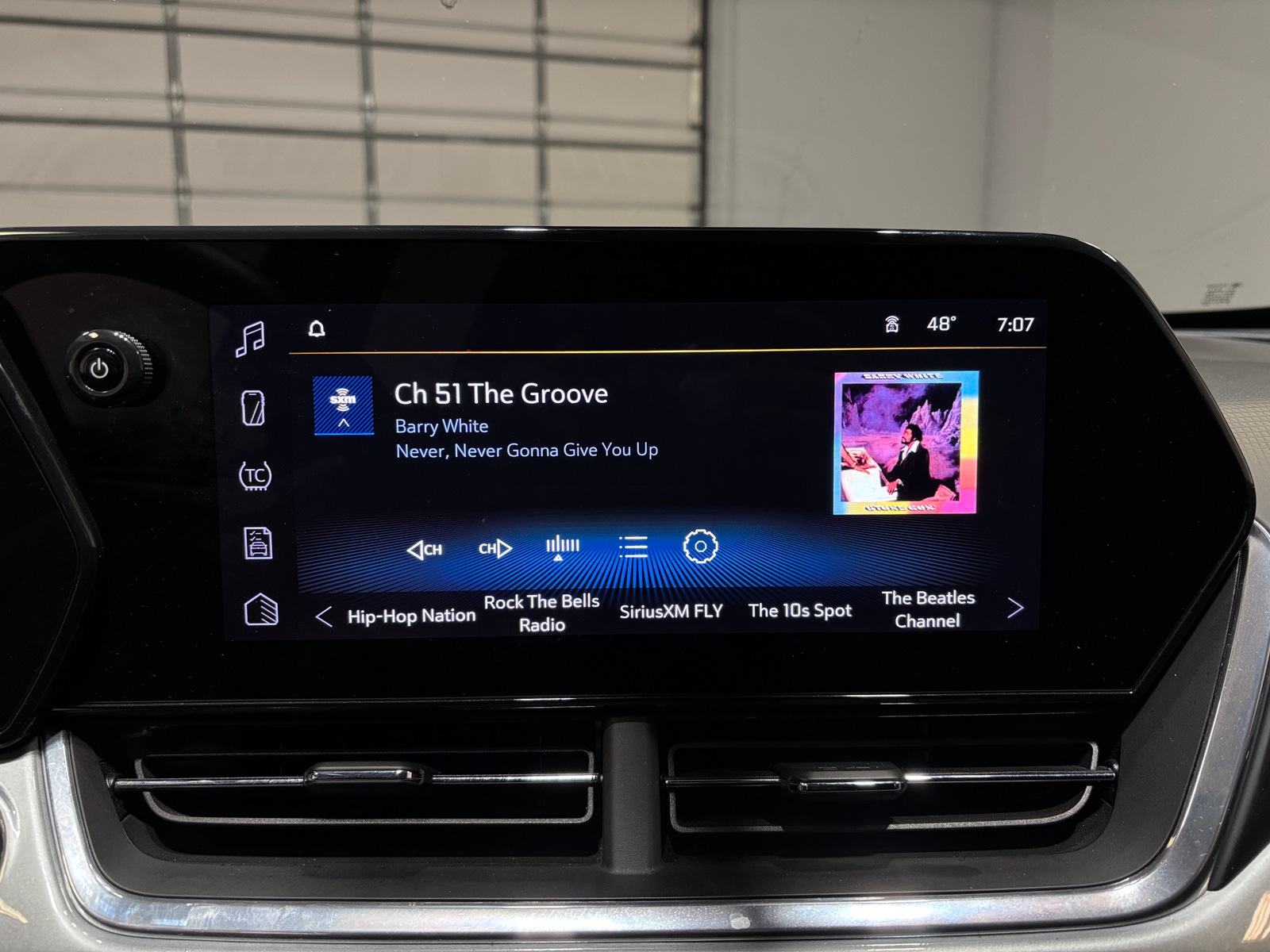 Thumbnail: 2025 Chevrolet Trax - 4