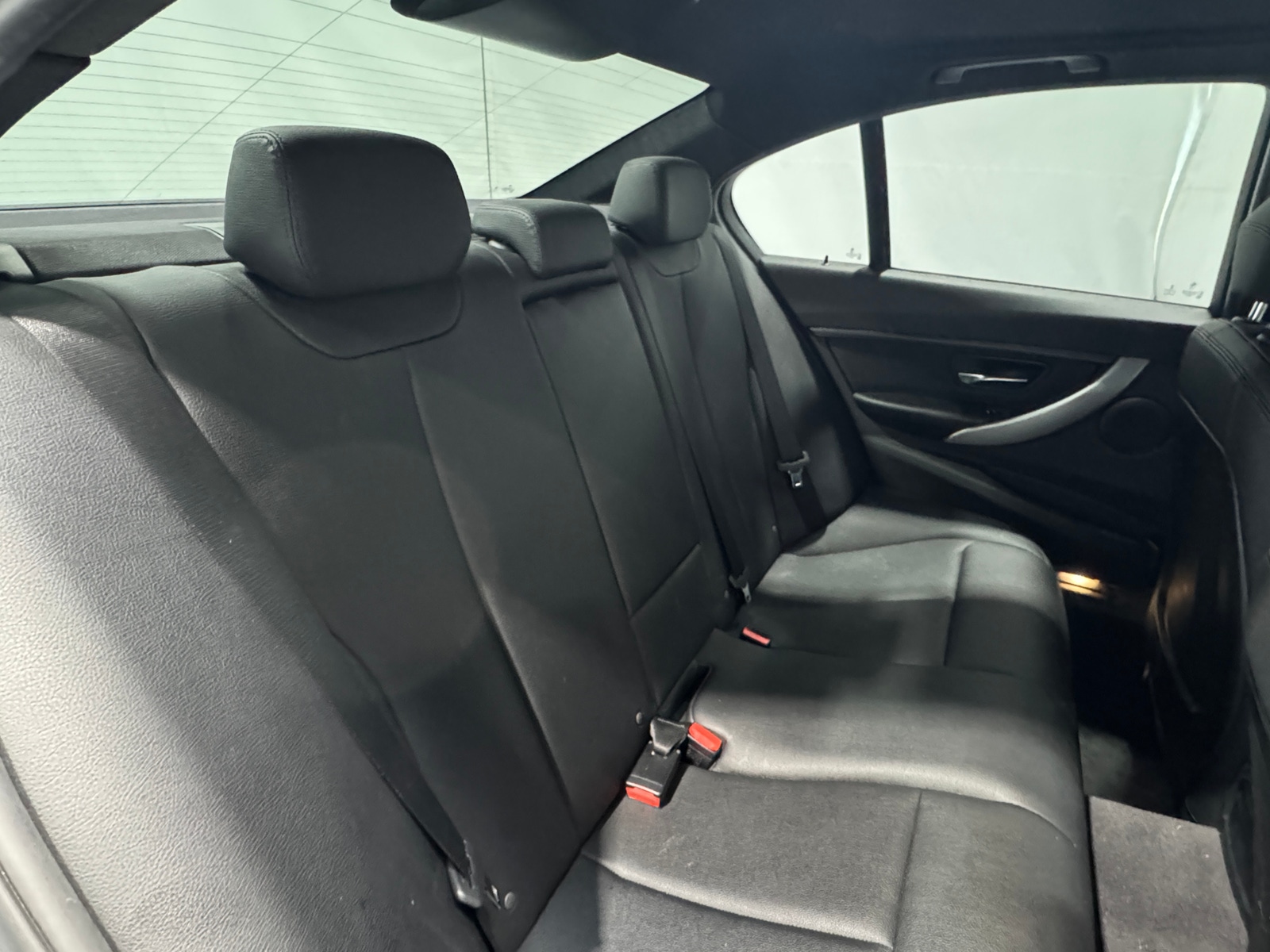 Thumbnail: 2016 BMW 3 Series - 5