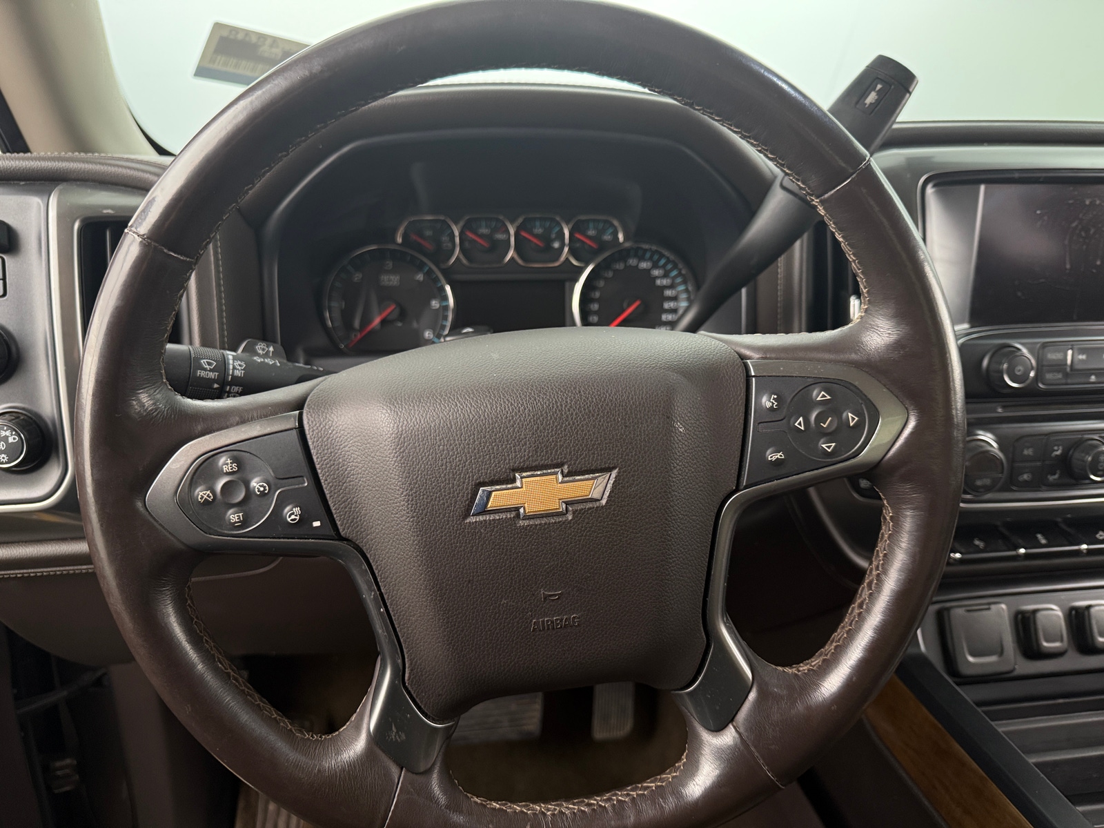Thumbnail: 2015 Chevrolet Silverado 1500 - 4