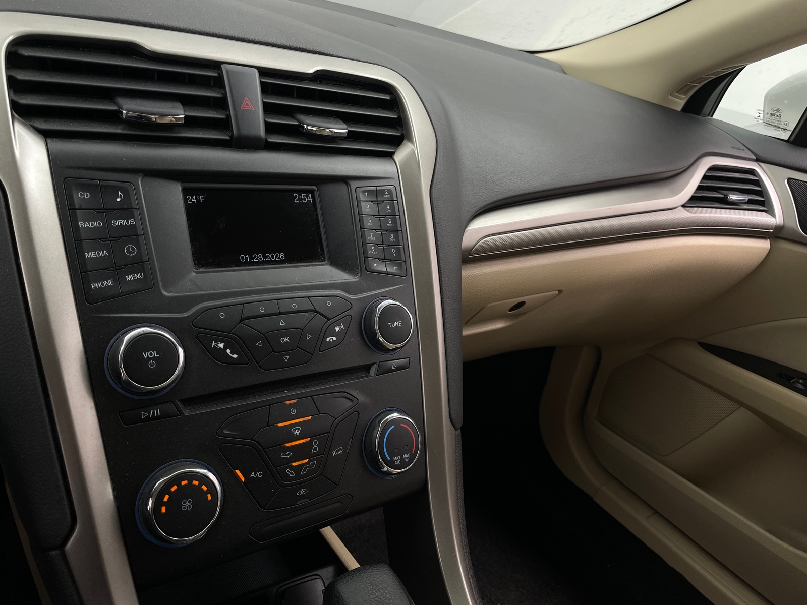 Thumbnail: 2015 Ford Fusion - 4