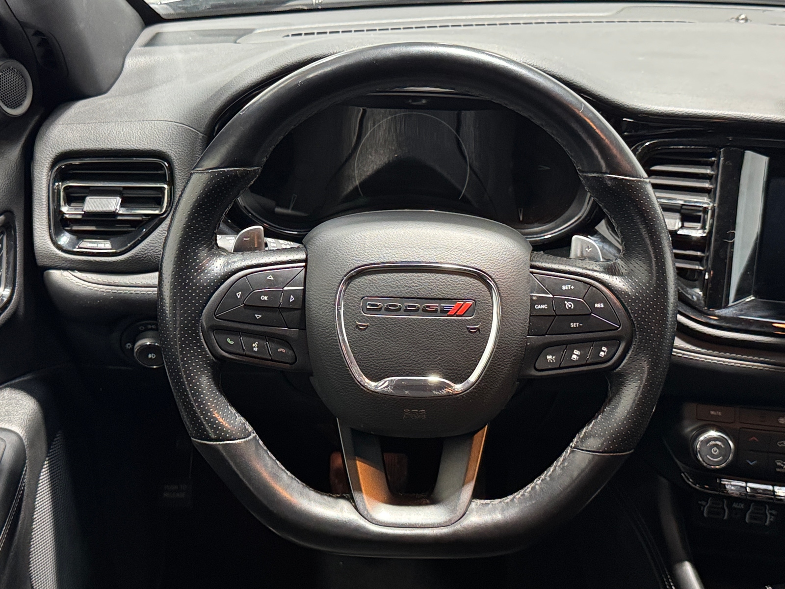 Thumbnail: 2022 Dodge Durango - 4