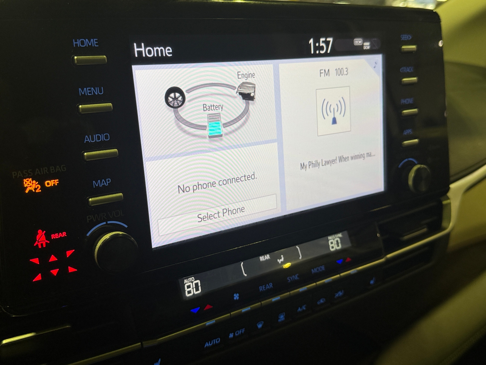 Thumbnail: 2024 Toyota Sienna - 3