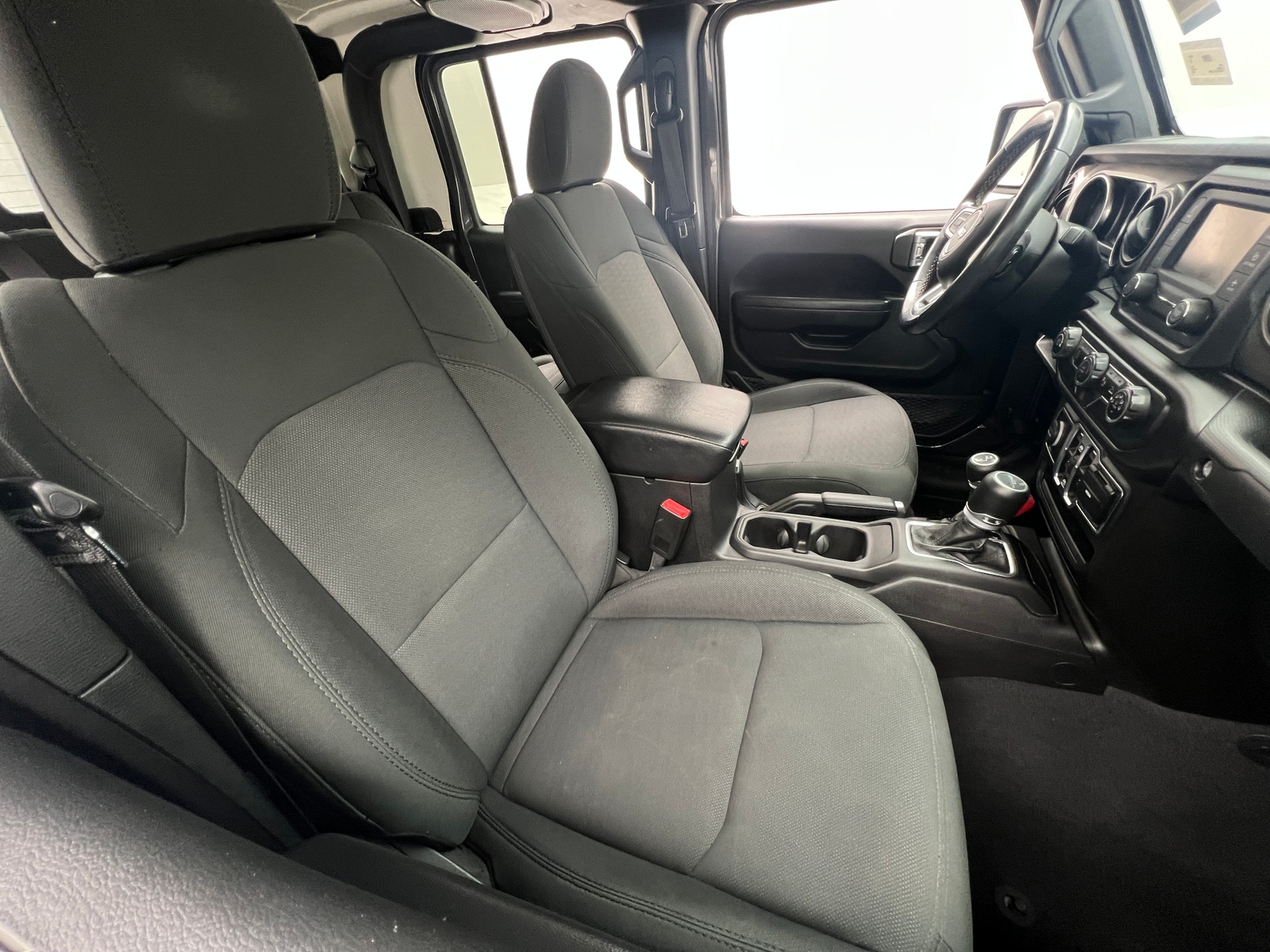 Thumbnail: 2020 Jeep Gladiator - 2