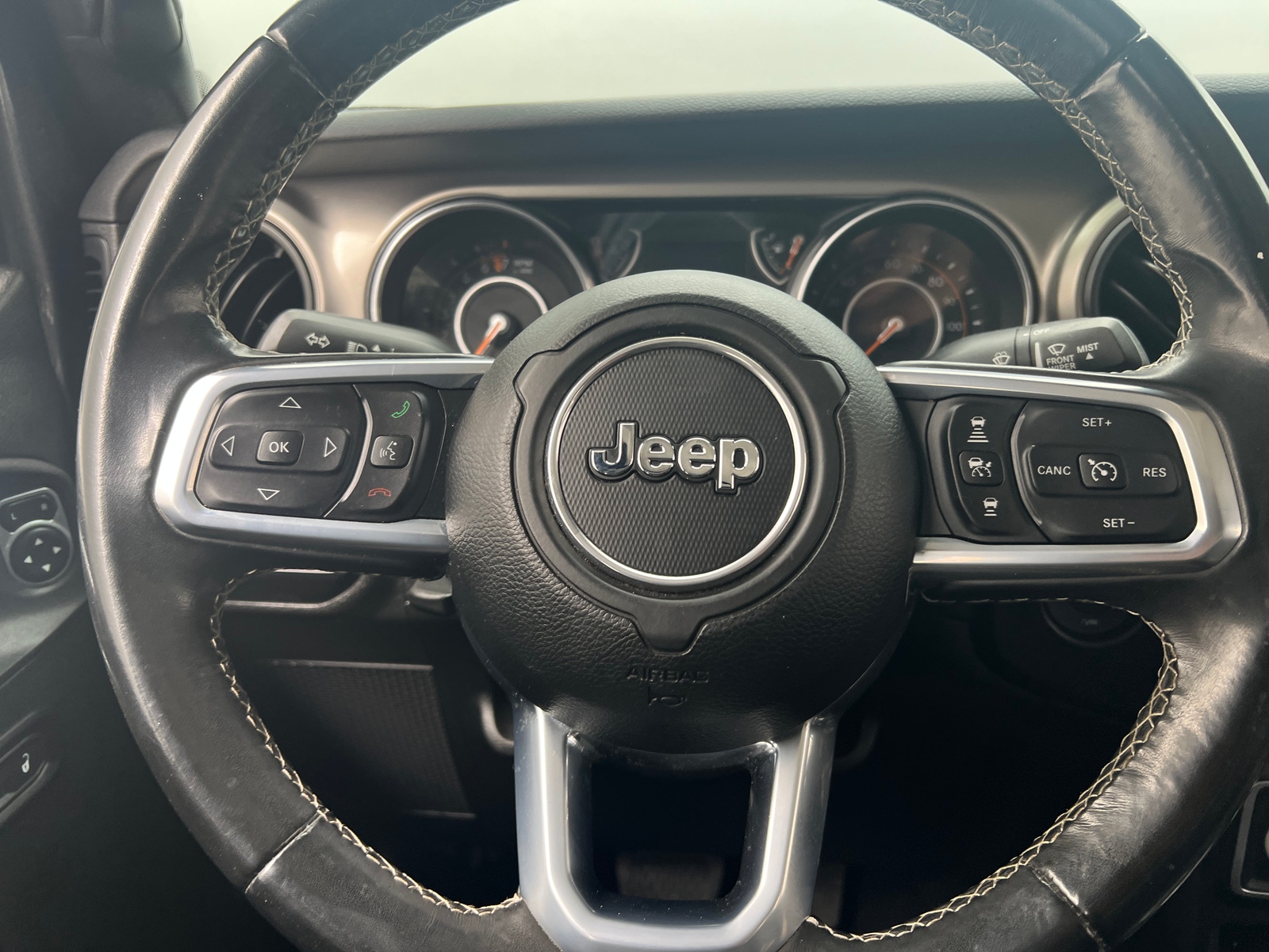 Thumbnail: 2020 Jeep Gladiator - 5