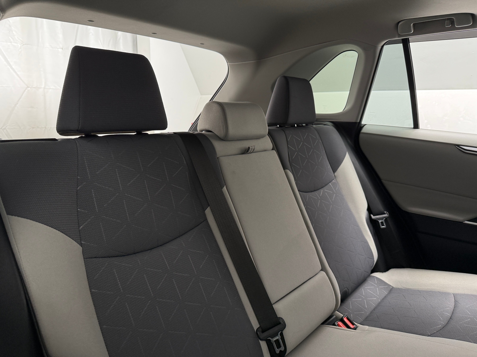 Thumbnail: 2020 Toyota RAV4 - 6