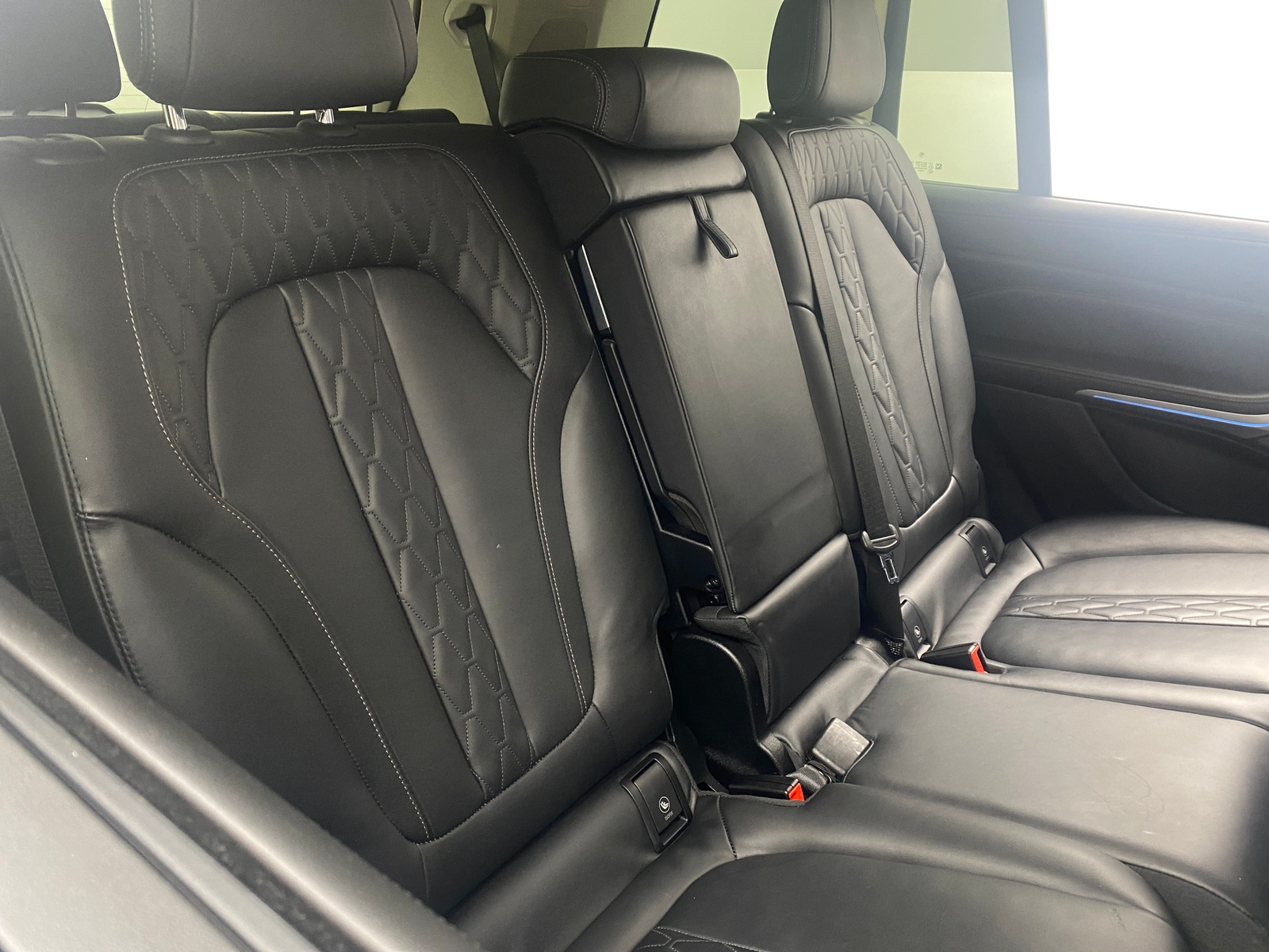 Thumbnail: 2023 BMW X7 - 5