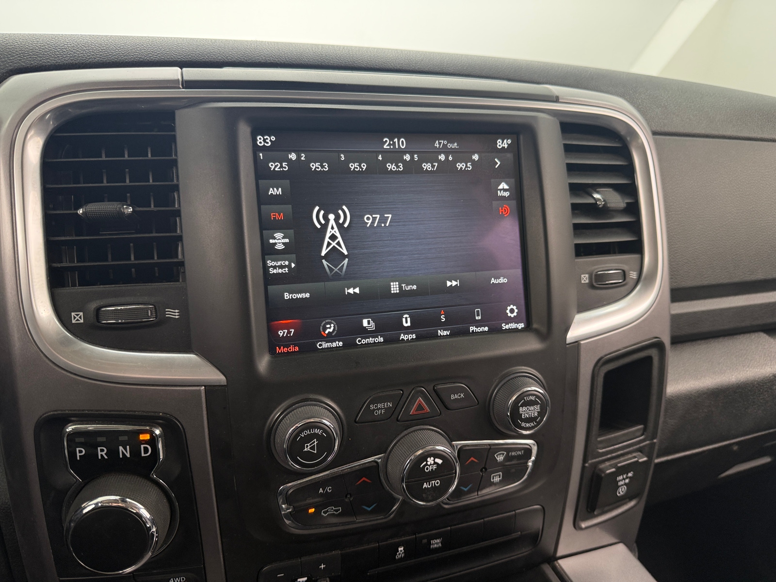 Thumbnail: 2023 RAM 1500 Classic - 4