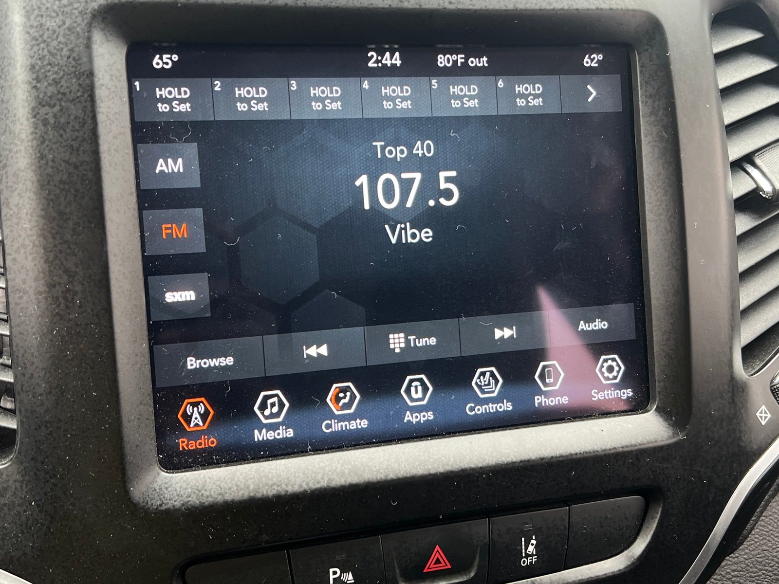 Thumbnail: 2021 Jeep Cherokee - 3