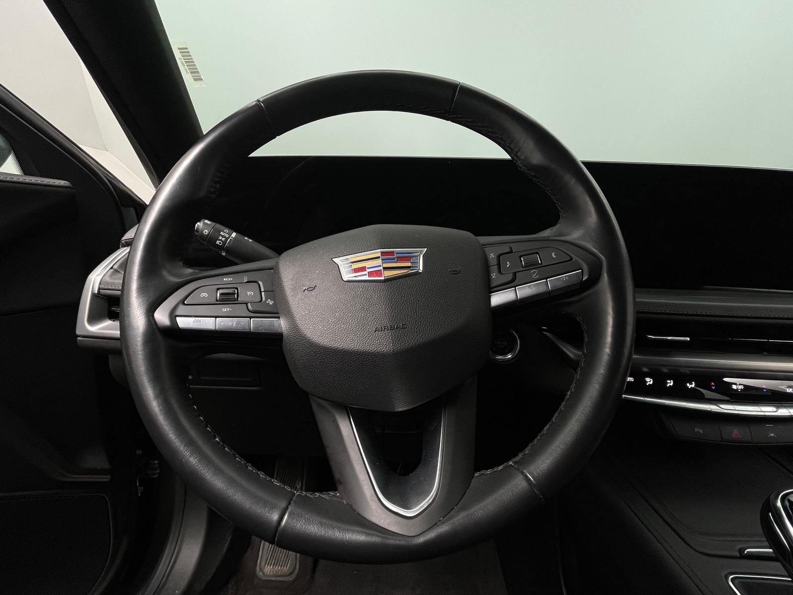 Thumbnail: 2024 Cadillac XT4 - 4