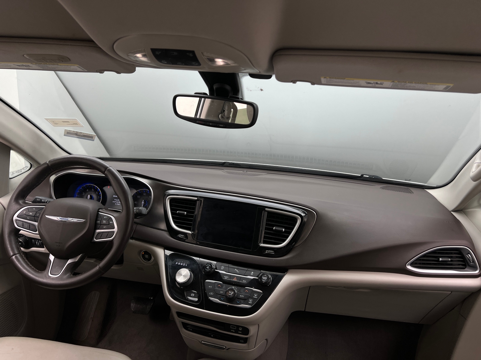 Thumbnail: 2017 Chrysler Pacifica - 2