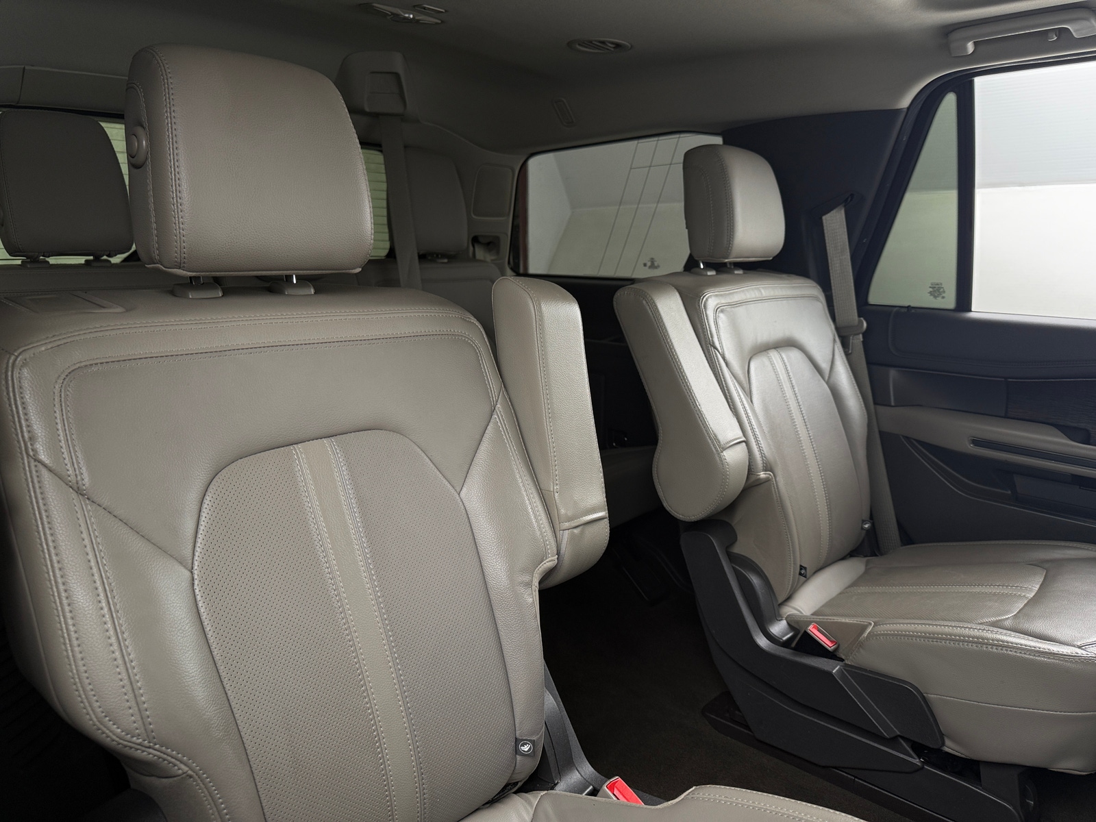 Thumbnail: 2020 Ford Expedition - 5