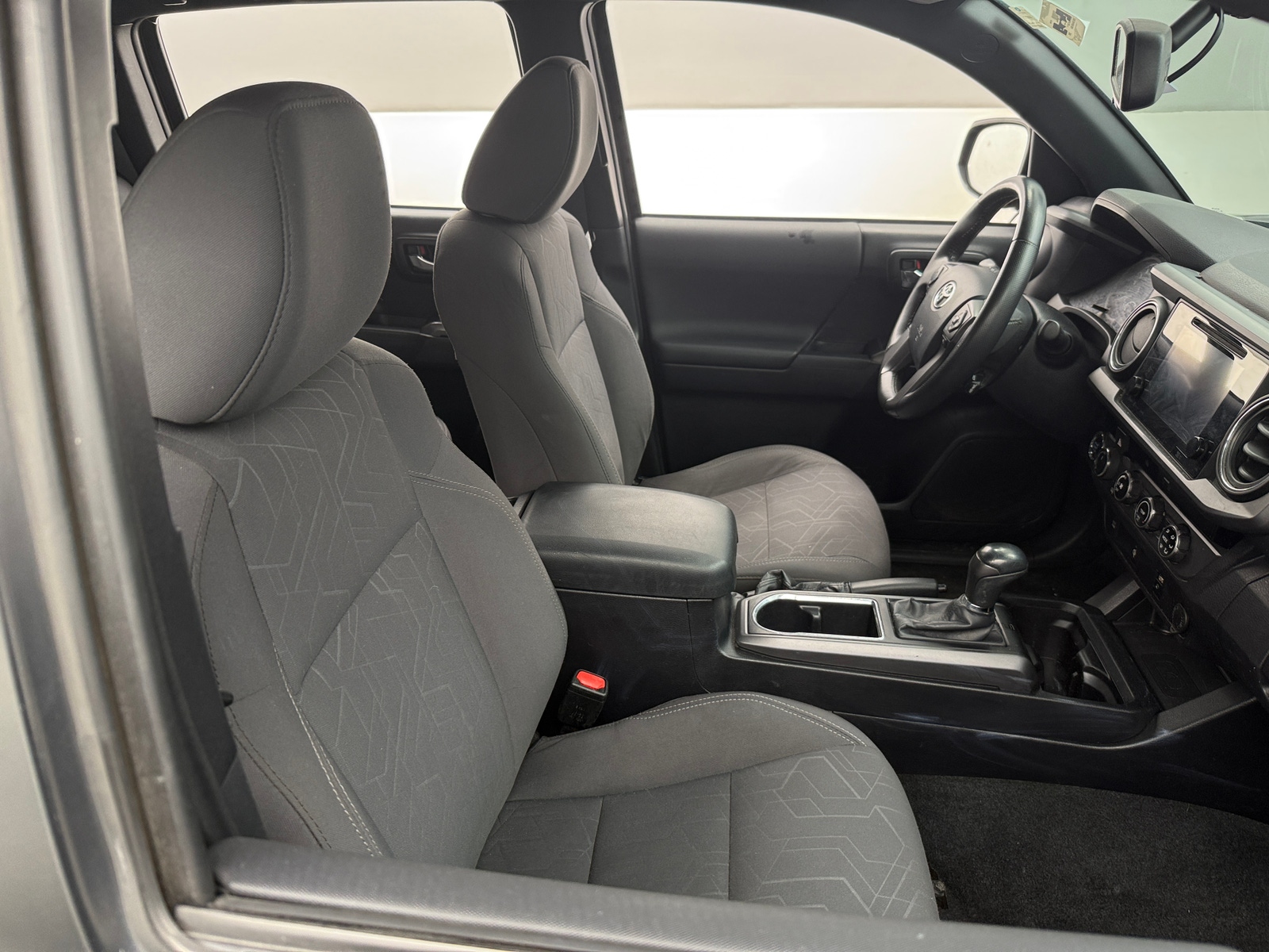 Thumbnail: 2016 Toyota Tacoma - 2