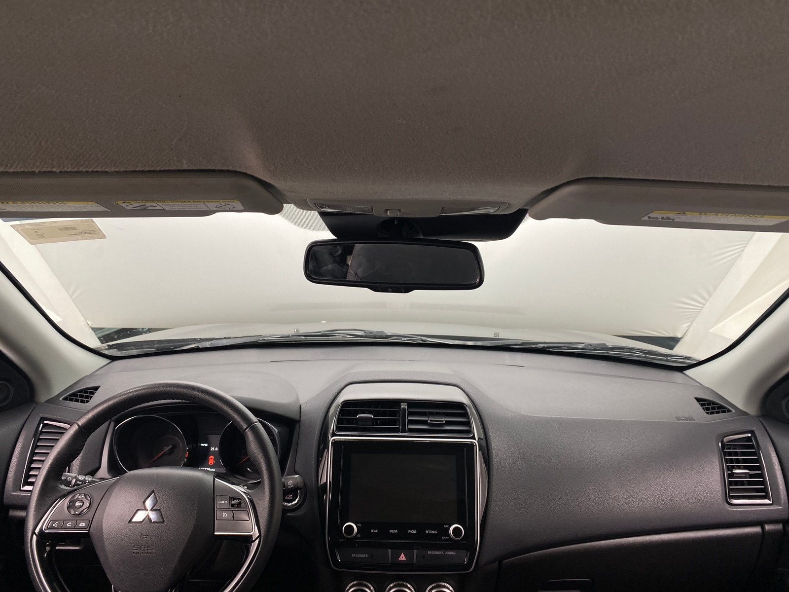 Thumbnail: 2023 Mitsubishi Outlander Sport - 3