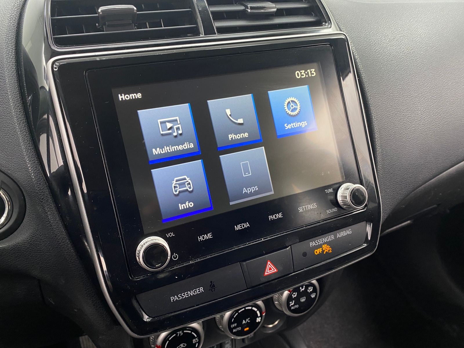 Thumbnail: 2023 Mitsubishi Outlander Sport - 4