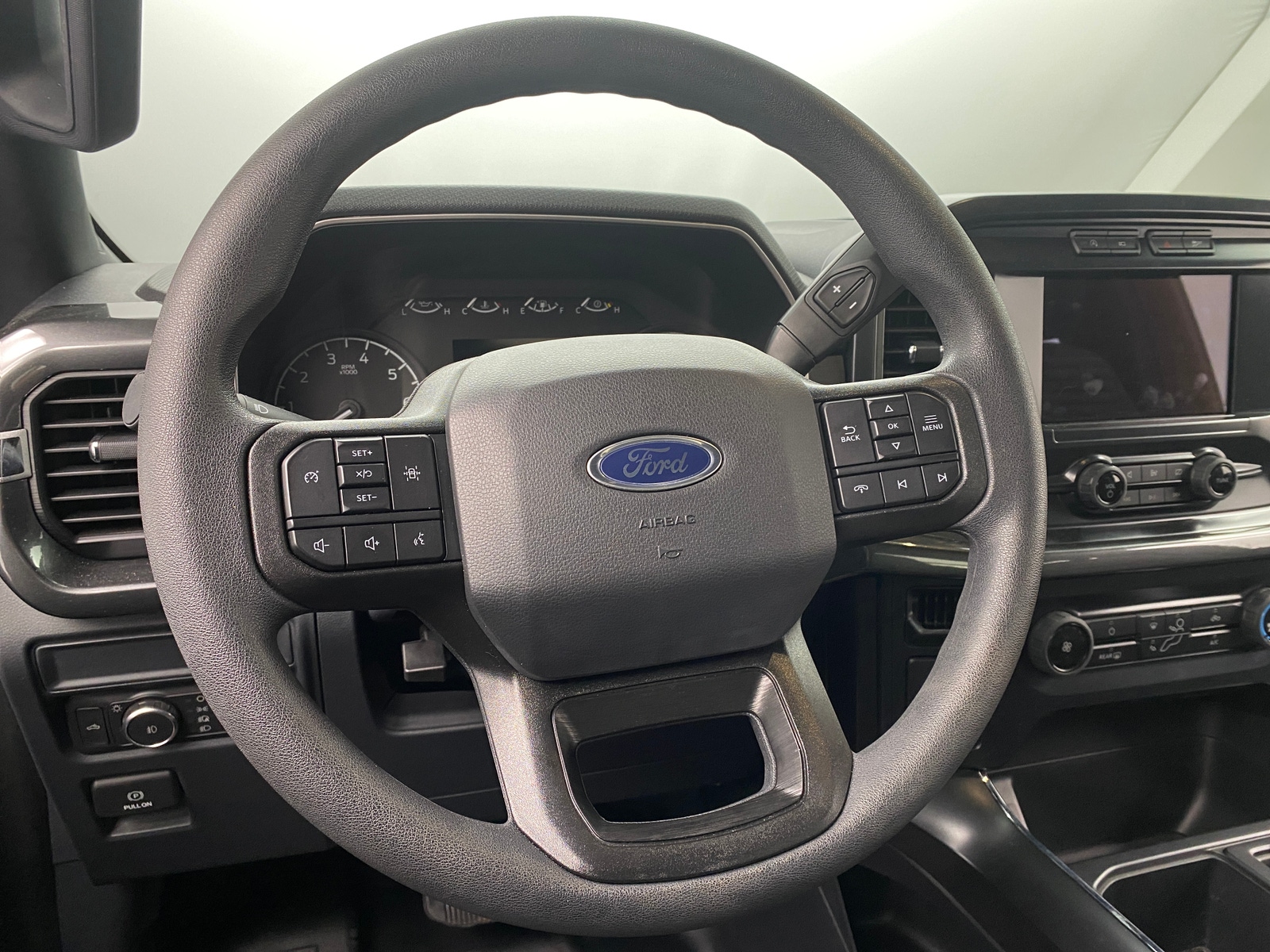 Thumbnail: 2022 Ford Econoline - 5