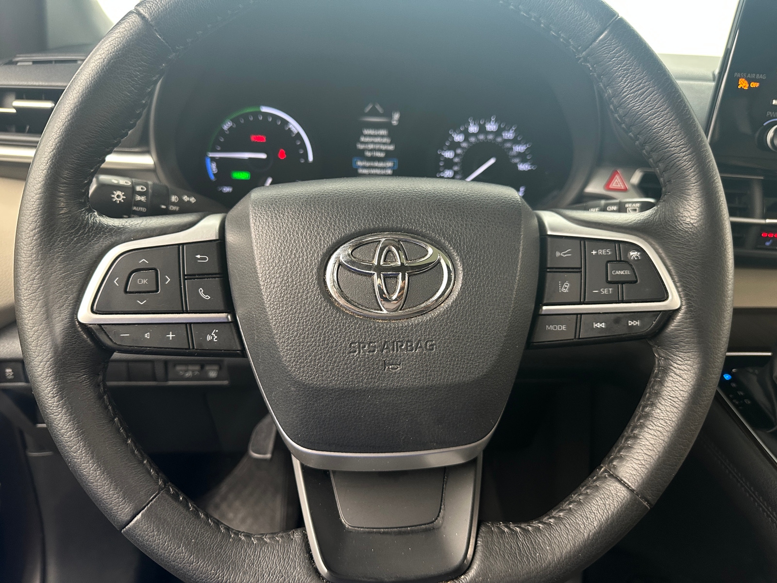 Thumbnail: 2021 Toyota Sienna - 4