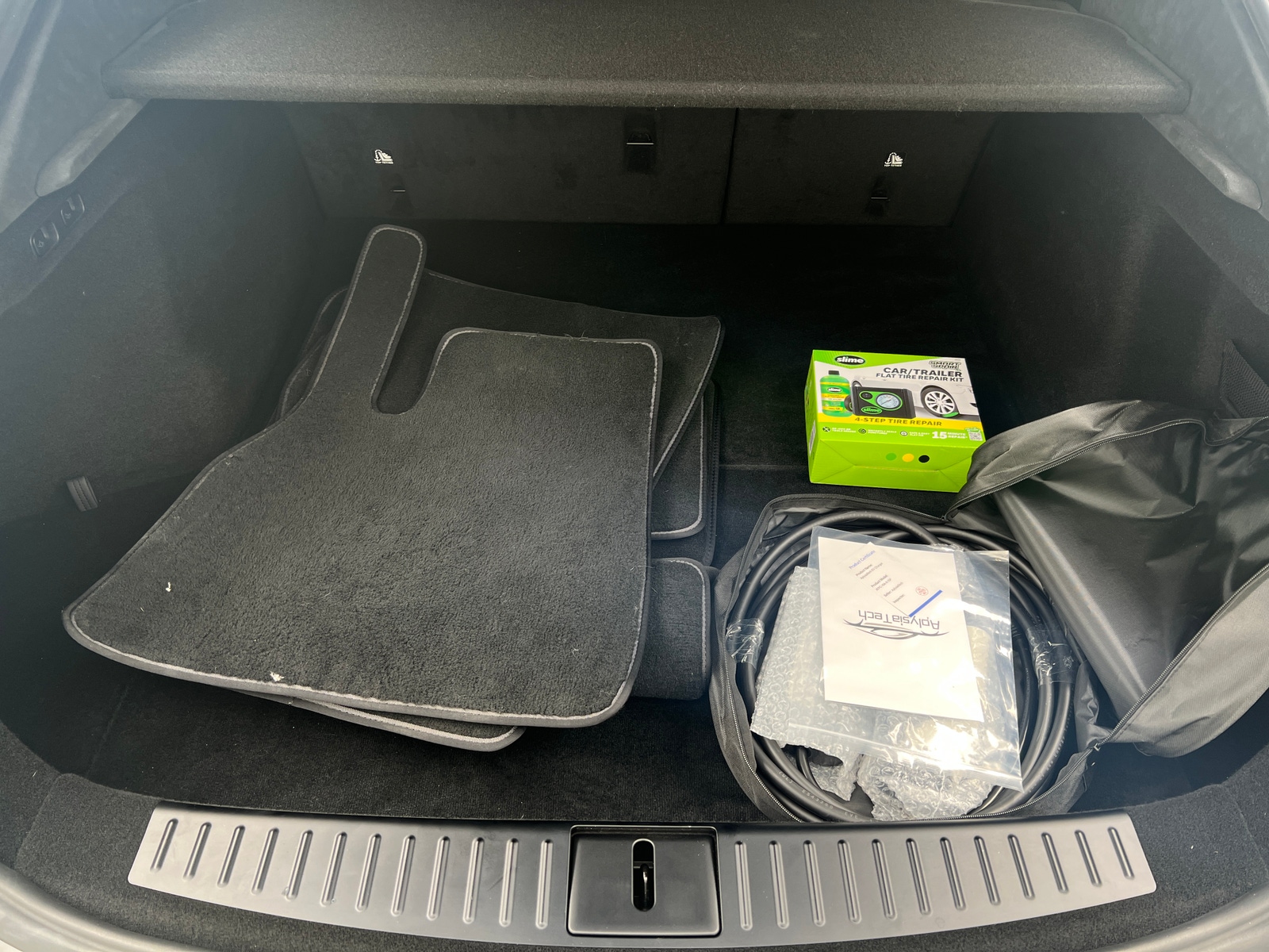 Thumbnail: 2023 Tesla Model S - 6