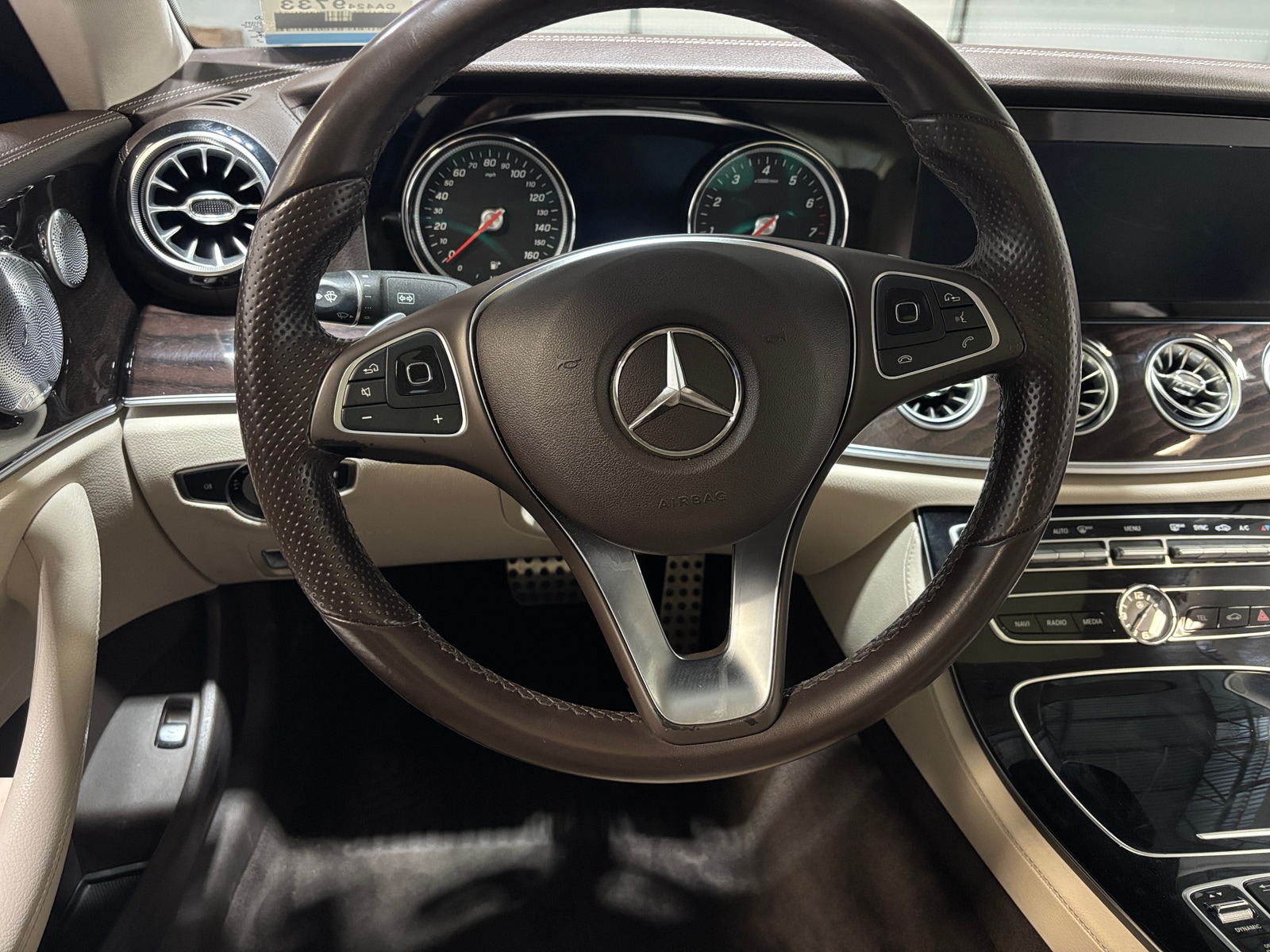 Thumbnail: 2018 Mercedes-Benz E-Class - 4