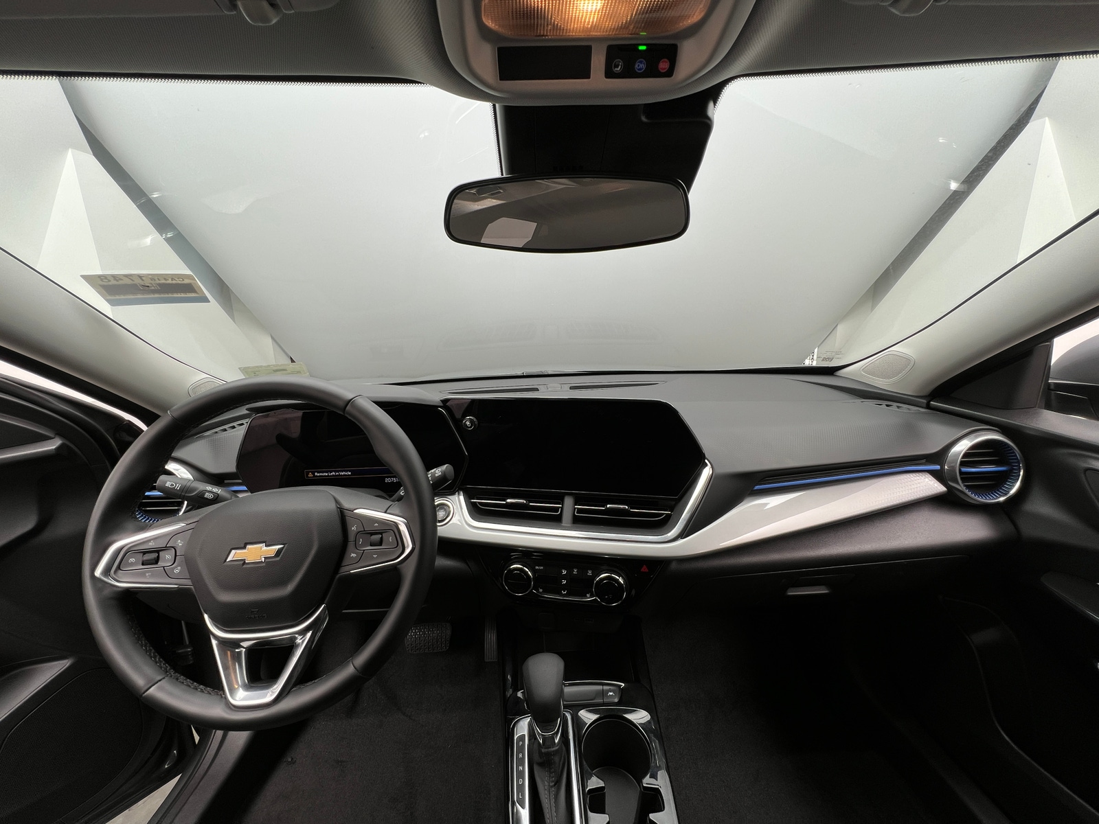 Thumbnail: 2025 Chevrolet Trax - 3