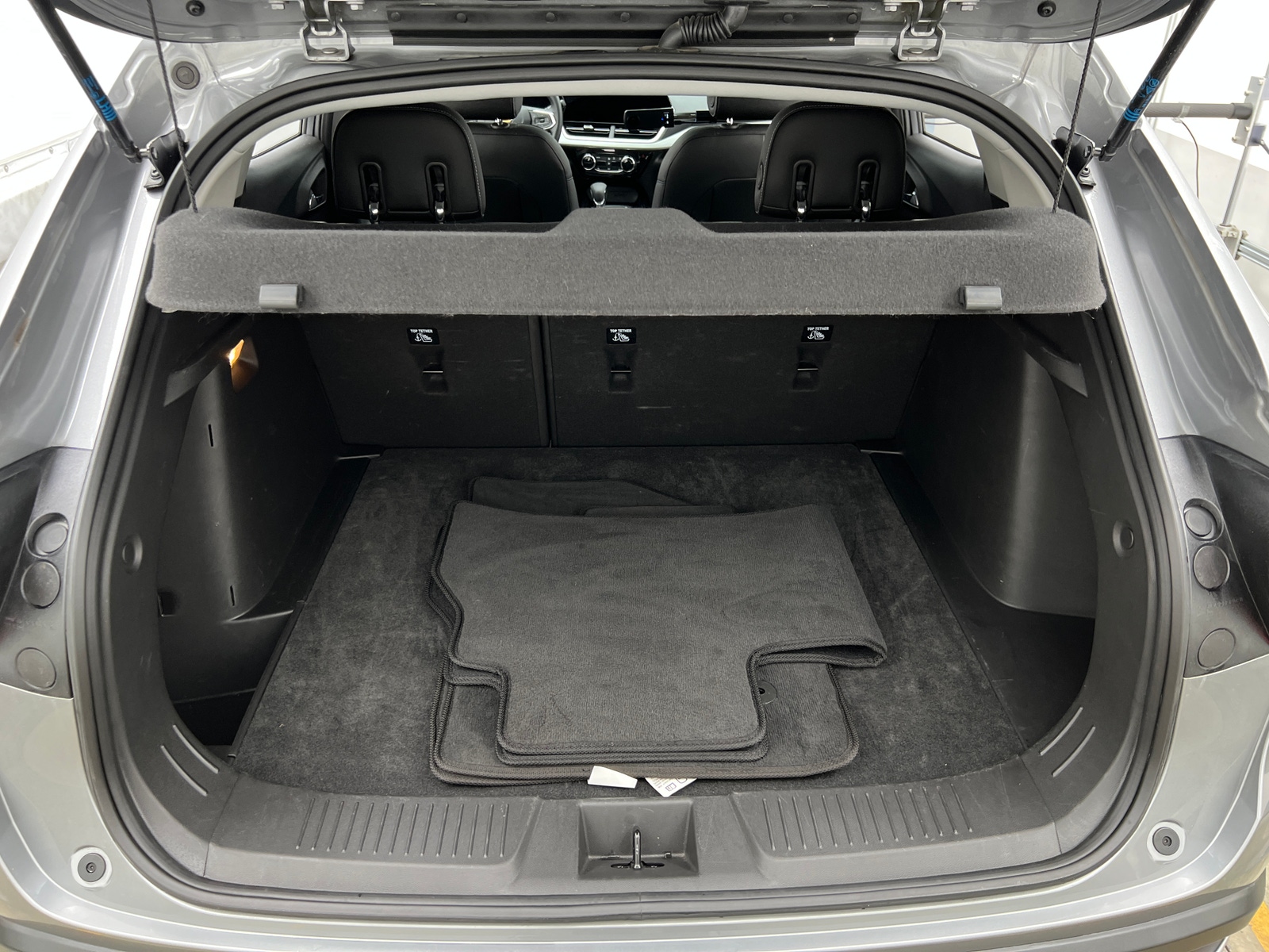 Thumbnail: 2025 Chevrolet Trax - 7