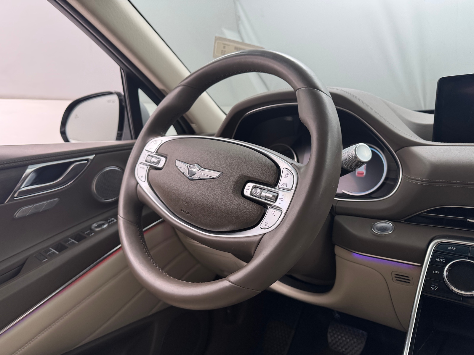 Thumbnail: 2022 Genesis GV80 - 4